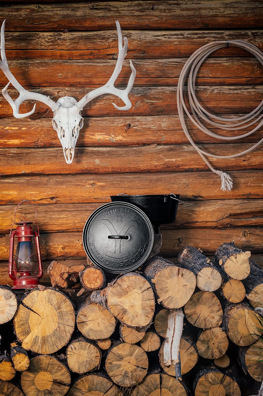 Lodge Yellowstone - 12" Deep Camp Dutch Oven, Power Y Lid, Black