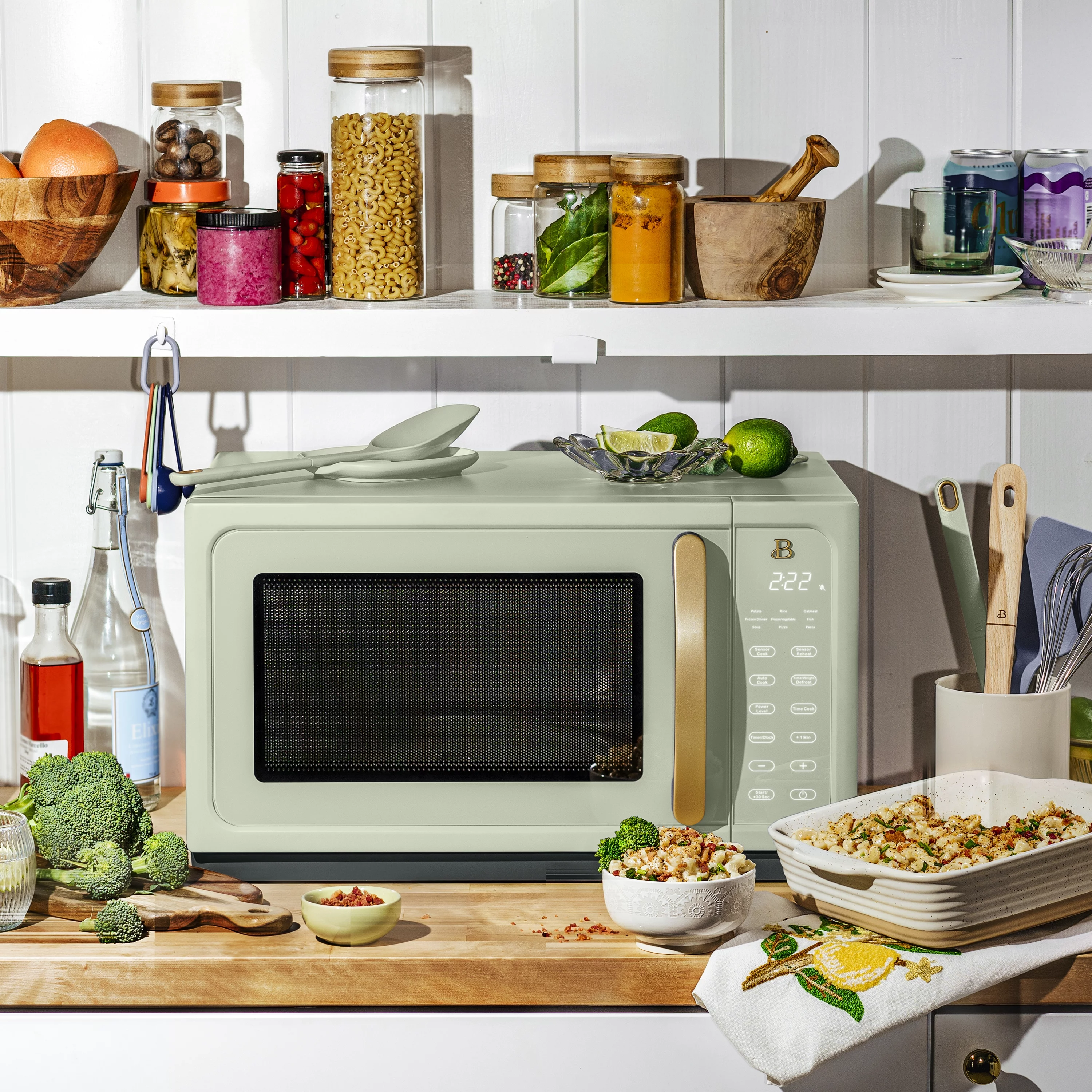 Beautiful 1.1 Cu ft 1000 Watt, Sensor Microwave Oven, White Icing by Drew Barrymore, New