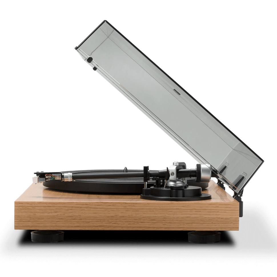 Roberts RT100 Turntable with USB Connection and Preamplifer