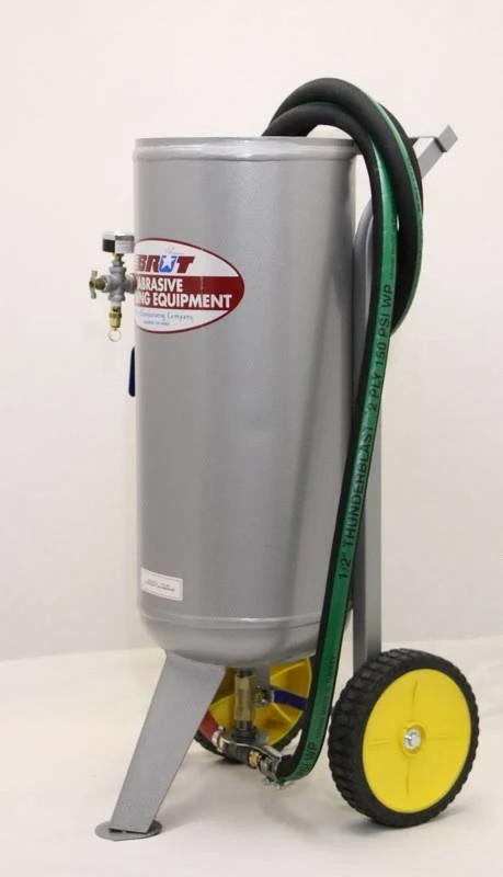 Brut 101H 100 lb Pressure Fed Abrasive Sand Blaster | Acme Tools