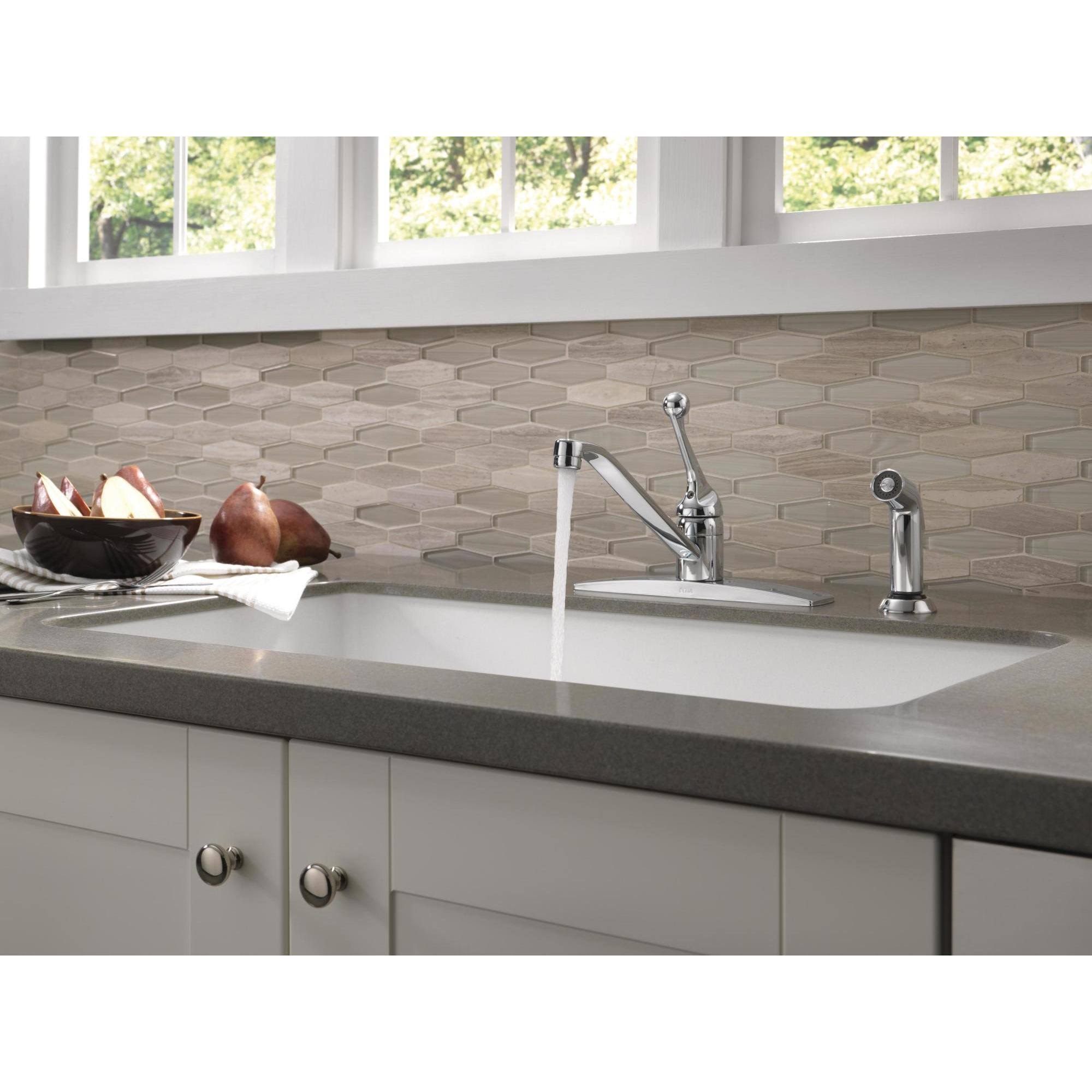 Delta 400LF-WF Single Handle Kitchen Faucet with Spray - Chrome