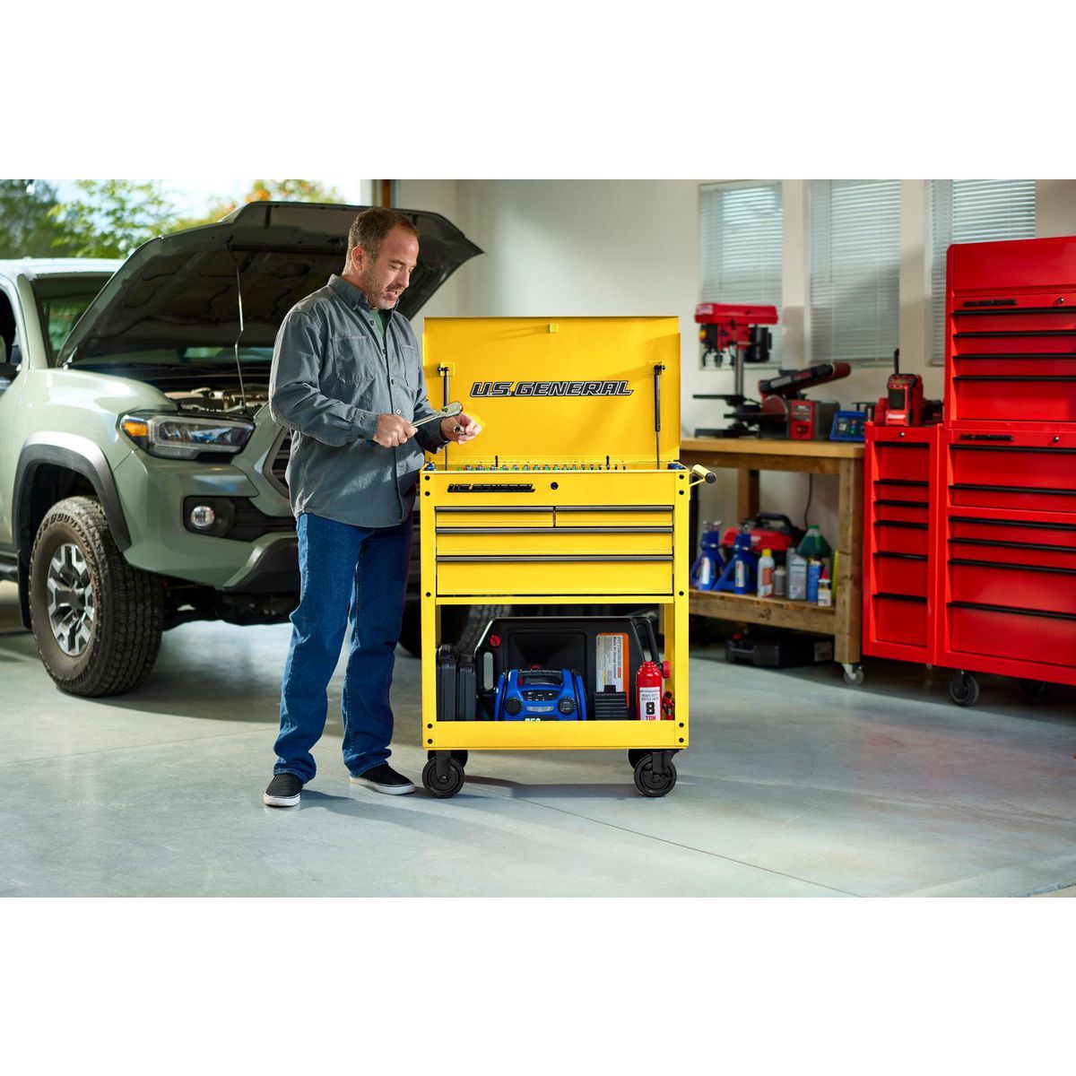 U.S. GENERAL 30 in., 4-Drawer Tech Cart, Red