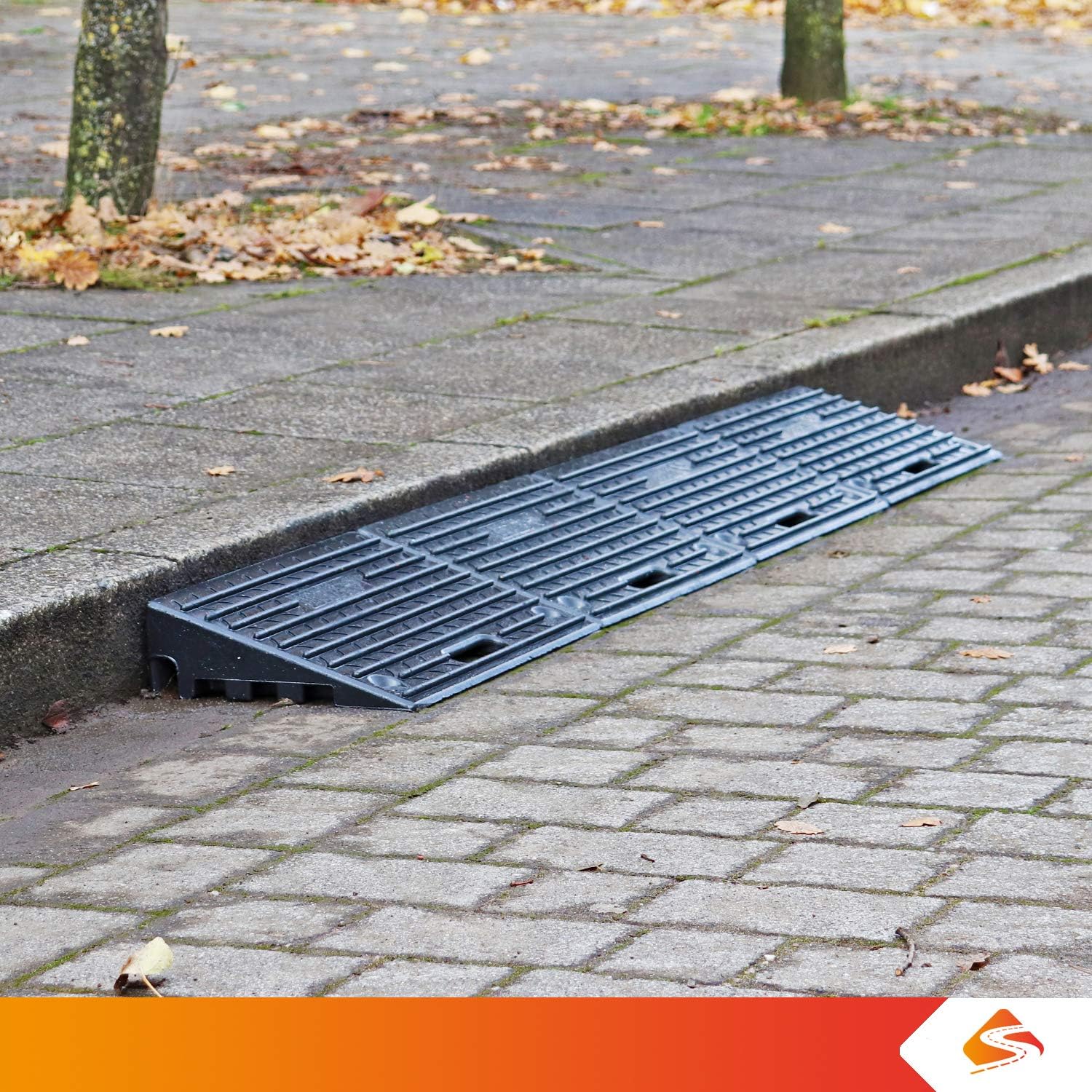 4 Inch Driveway Curb Ramp Pack of 2, Heavy Duty Rubber Ramps Perfect for Sidewalk, Low Cars, Curb Ramps for Motorhome, Truck, Shed Ramps, Pets & Wheelchair Threshold Ramp