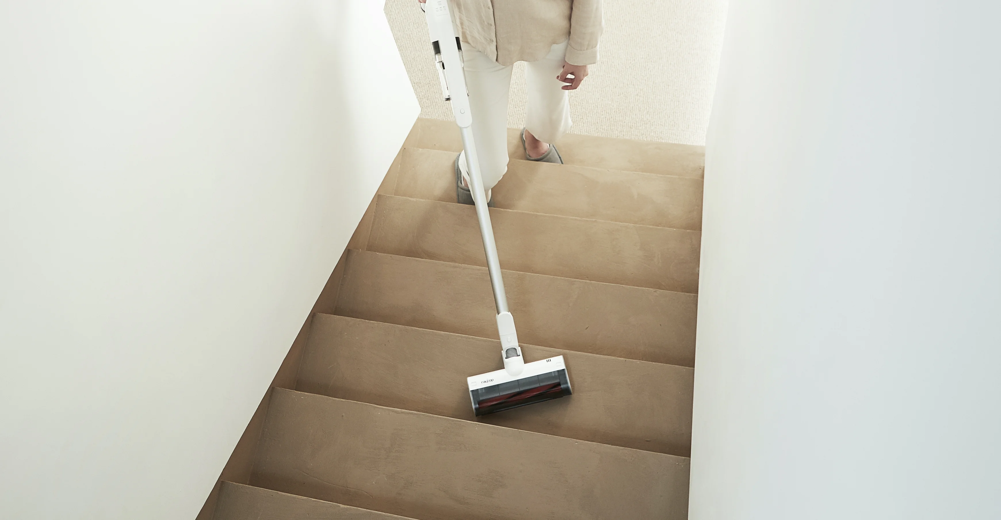 Raycop Omni Air UV+ Cordless Stick Allergen Vacuum