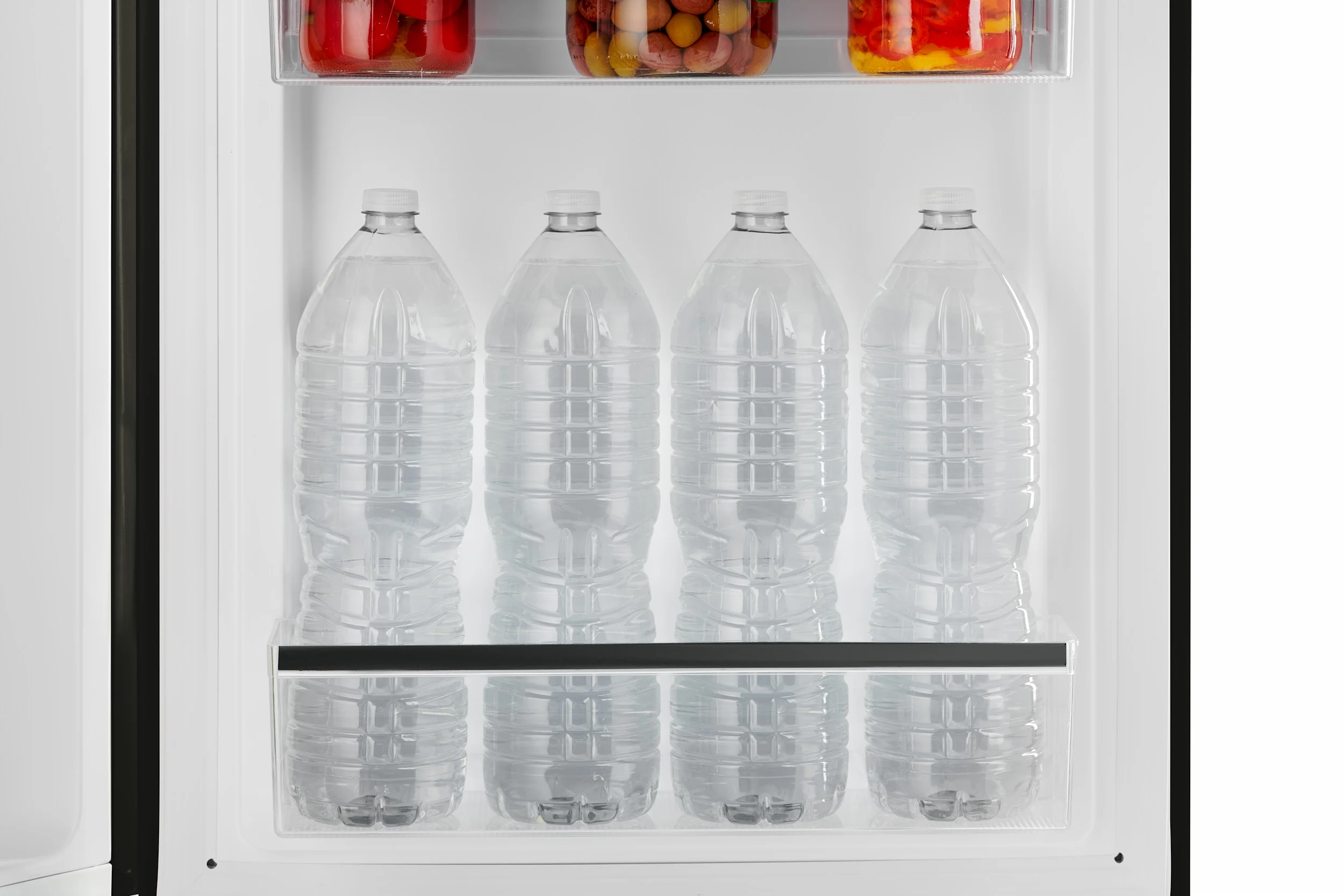 iio 7 cu. ft. Retro refrigerator with bottom freezer