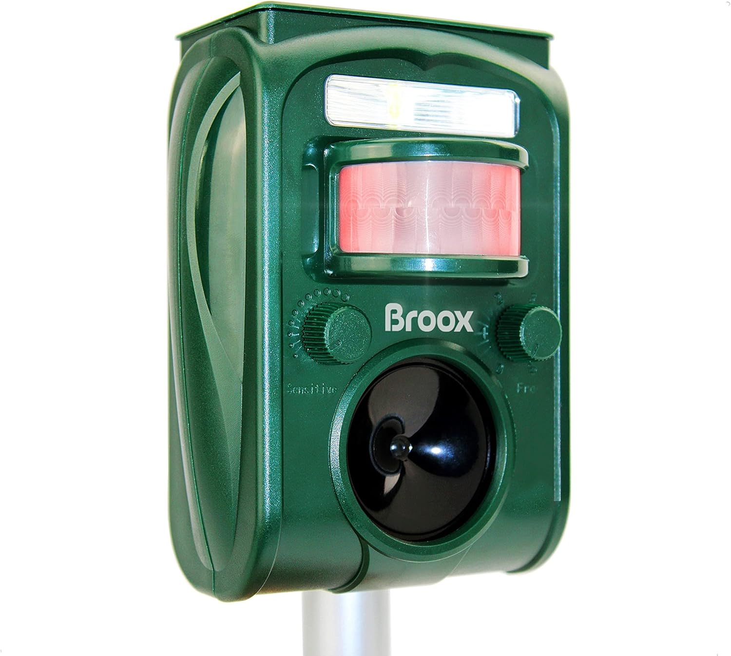 Broox Solar Animal Repeller, Ultrasonic Repellent, Motion Detection, LED Flashing Light, Dog, Cat Repellent, Squirrel, Raccoon, Skunk, Rabbit, Rodent, Fox, Deer, etc.