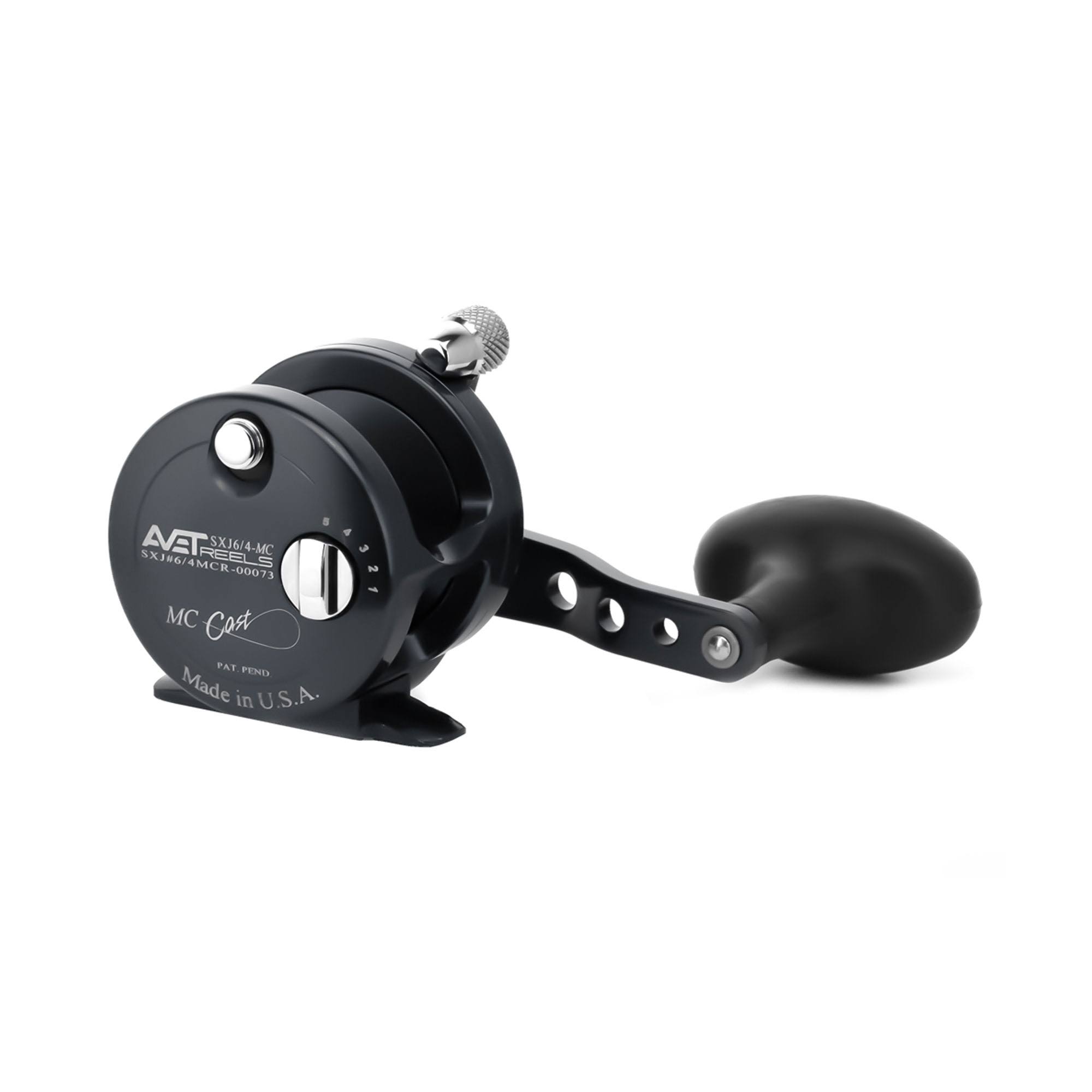 Avet SXJ 6/4 MC 2-Speed Lever Drag Casting Reel Black