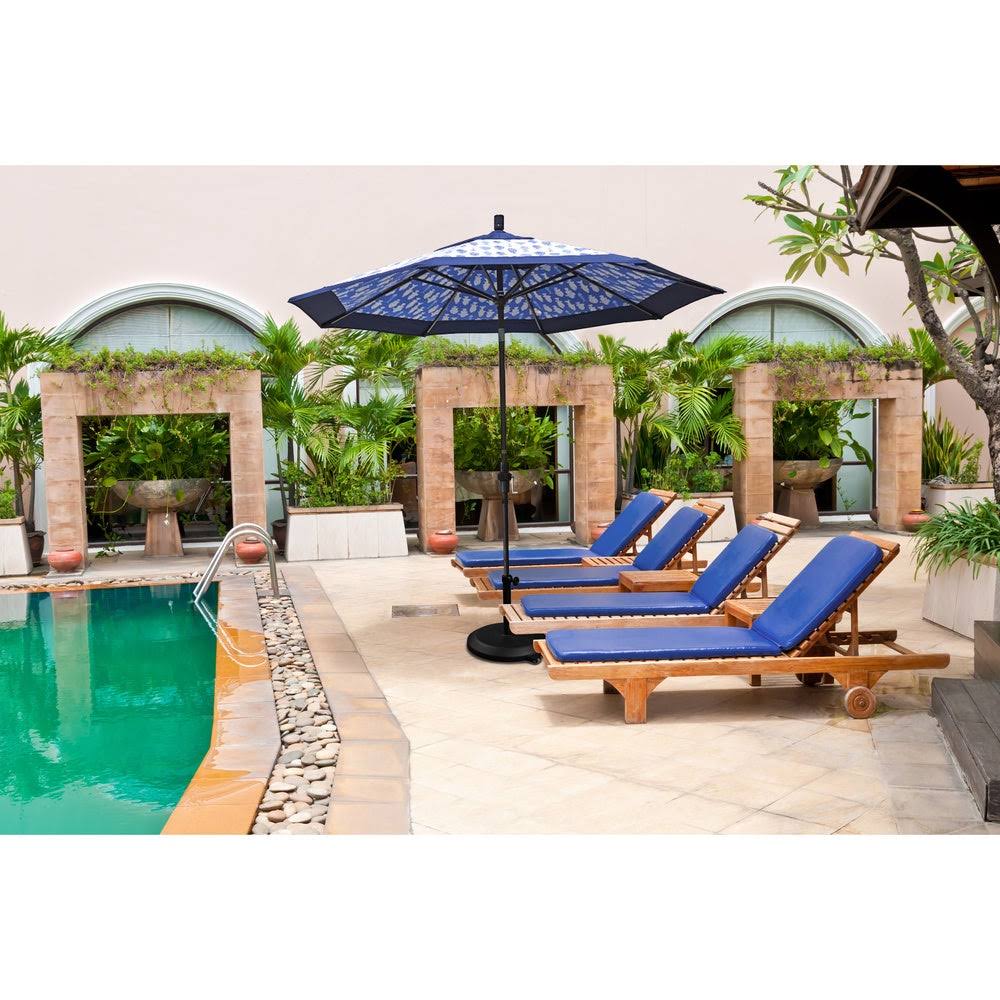 California Umbrella 7.5& Market Patio Umbrella in Dolce Oasis
