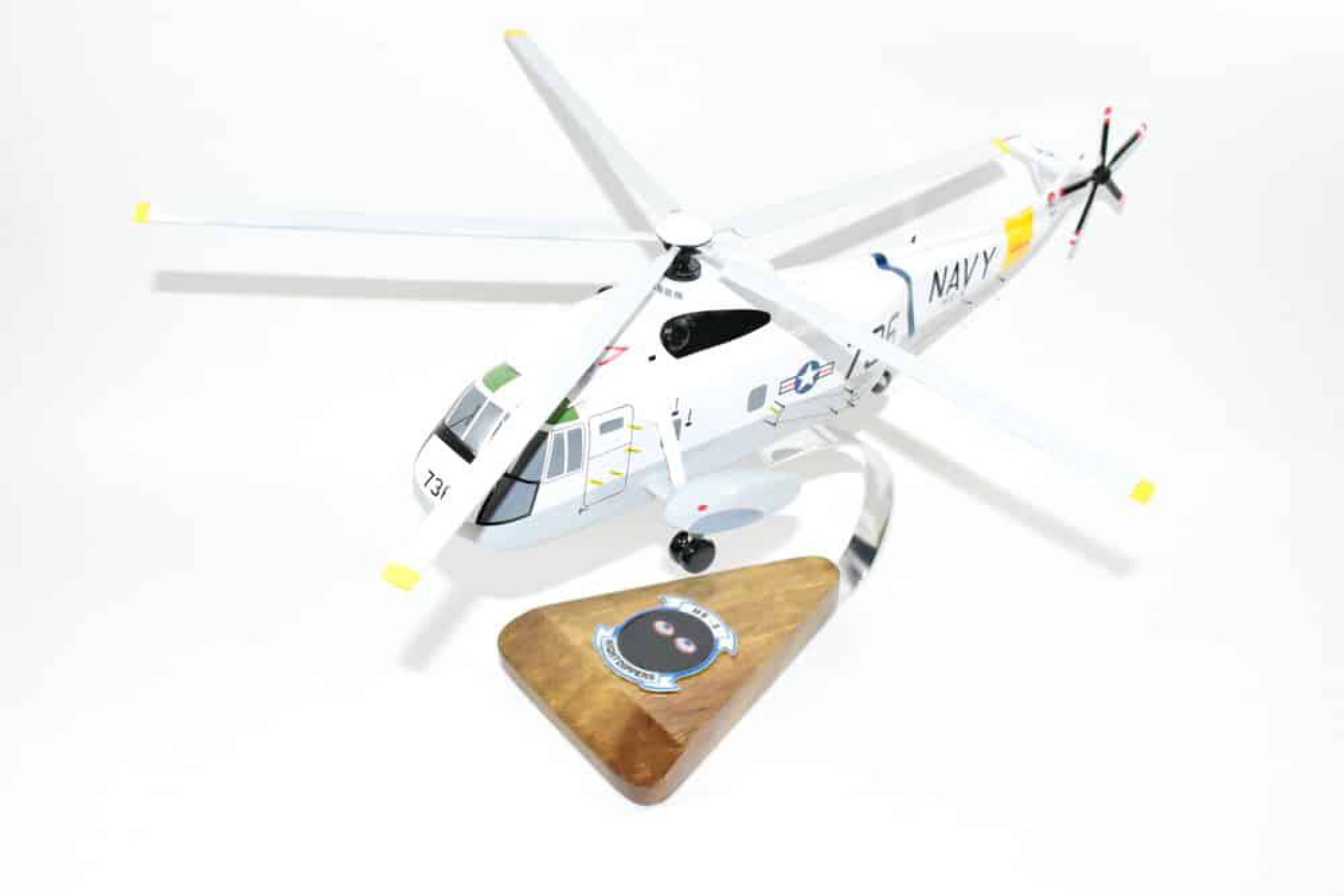 Sikorsky® SH-3 SEA KING™, HS-5 Nightdippers, 16 Mahogany Scale Model