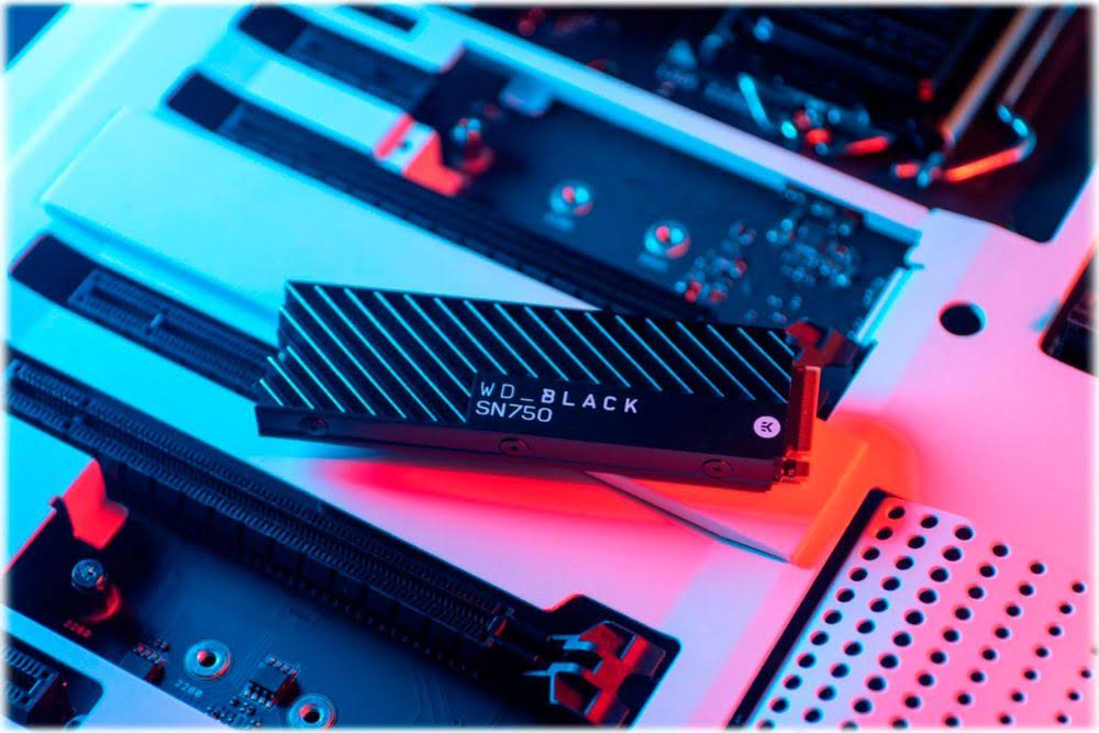 WD 2TB Black SN750 NVMe M.2 Internal SSD WDBGMP0020BNC-WRSN