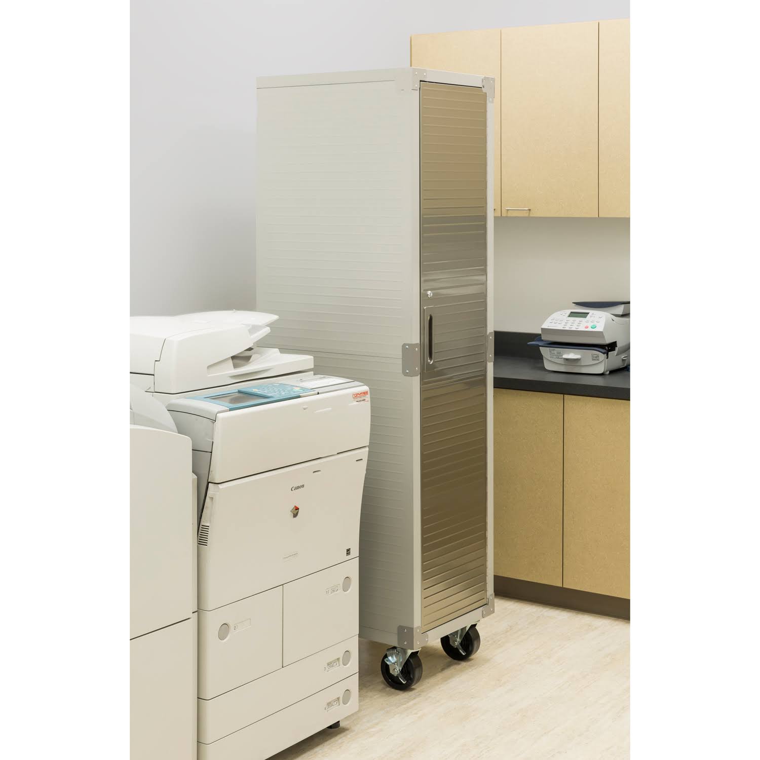 Seville Classics - UltraHD Locker Gear Cabinet