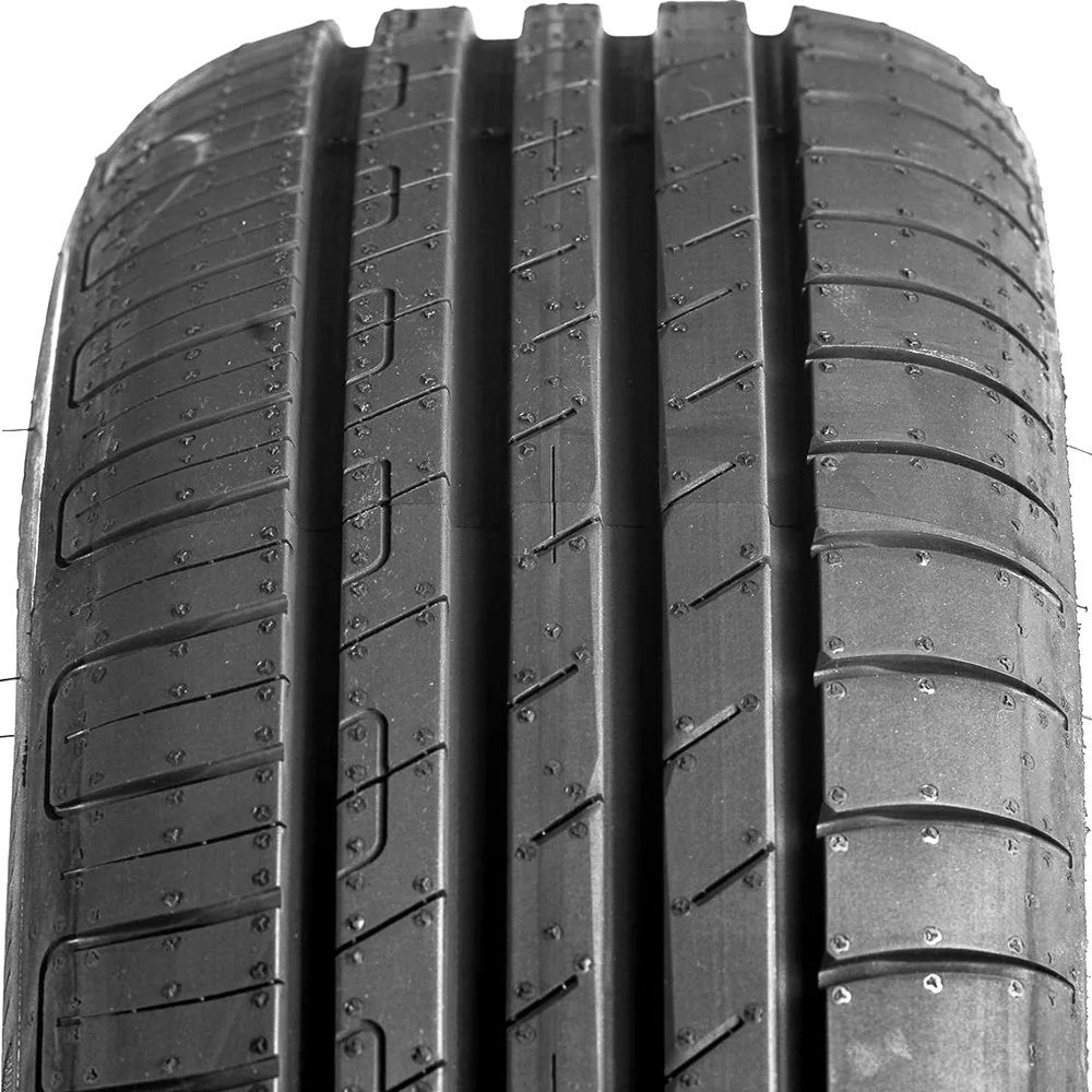 Goodyear EfficientGrip Performance 235/65R17 104H Tire Fits: 2017-18 Honda CR-V EX, 2019 Honda CR-V LX