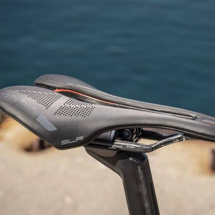Selle italia SLR Boost Kit Carbonio Superflow L3 Saddle - Black