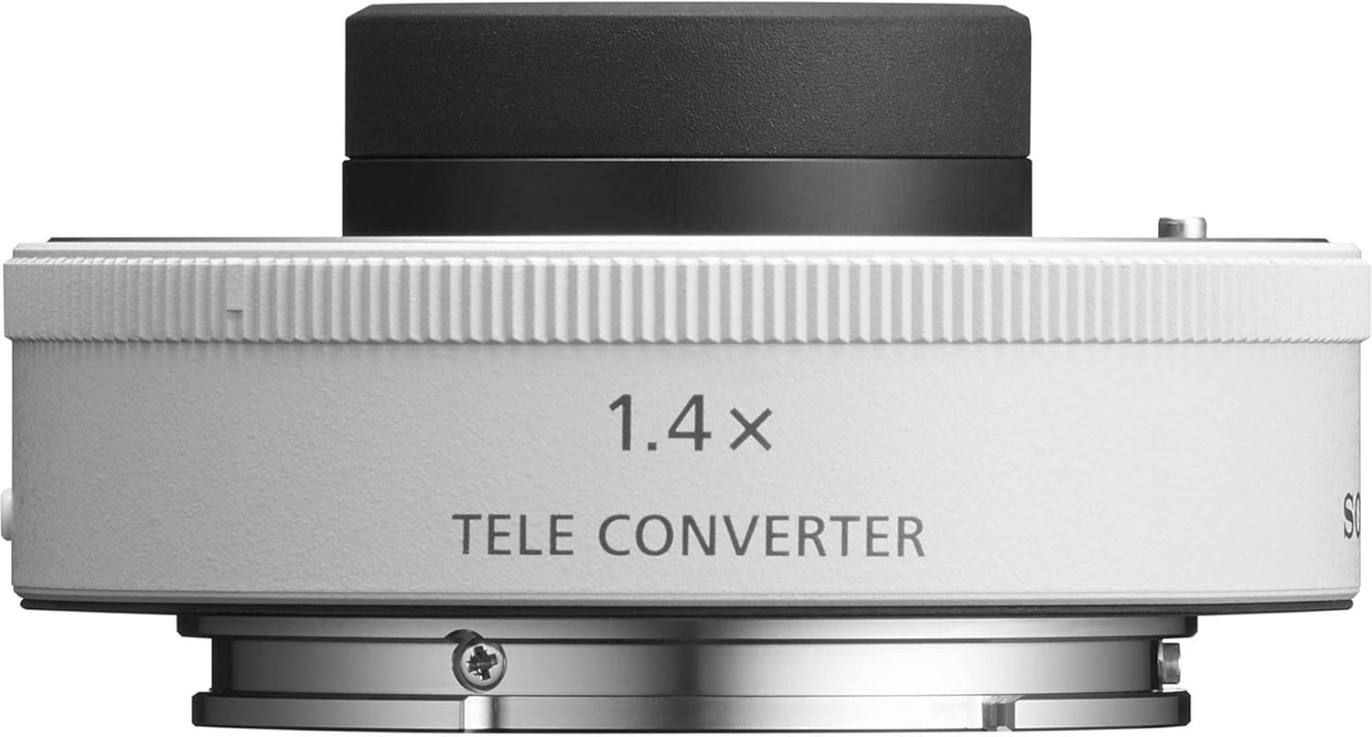 Sony FE 70-200mm F2.8 GM OSS II Full-Frame Constant-Aperture Lens (SEL70200GM2) Bundle with Sony FE 1.4X Teleconverter Lens with Weatherproof Hardcase (3 Items)