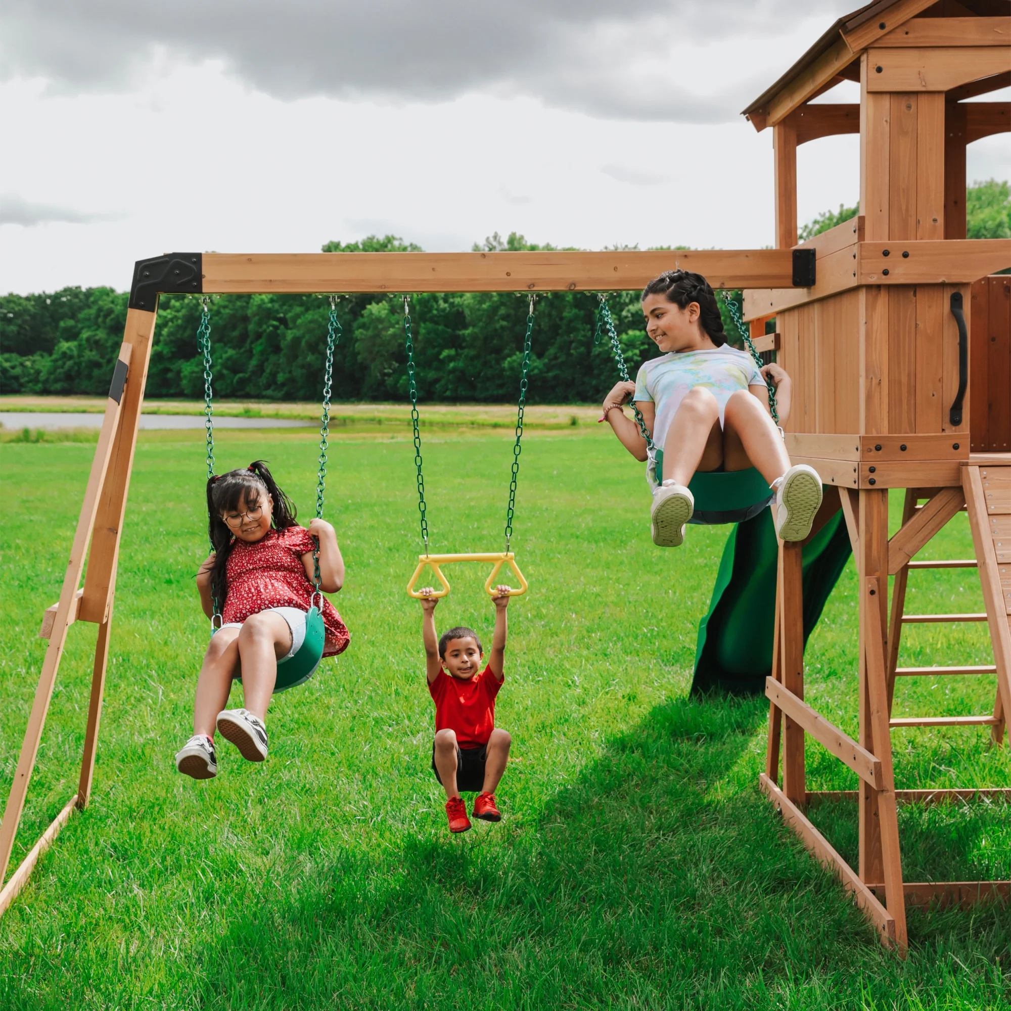 Backyard Discovery Sterling Point Swing Set