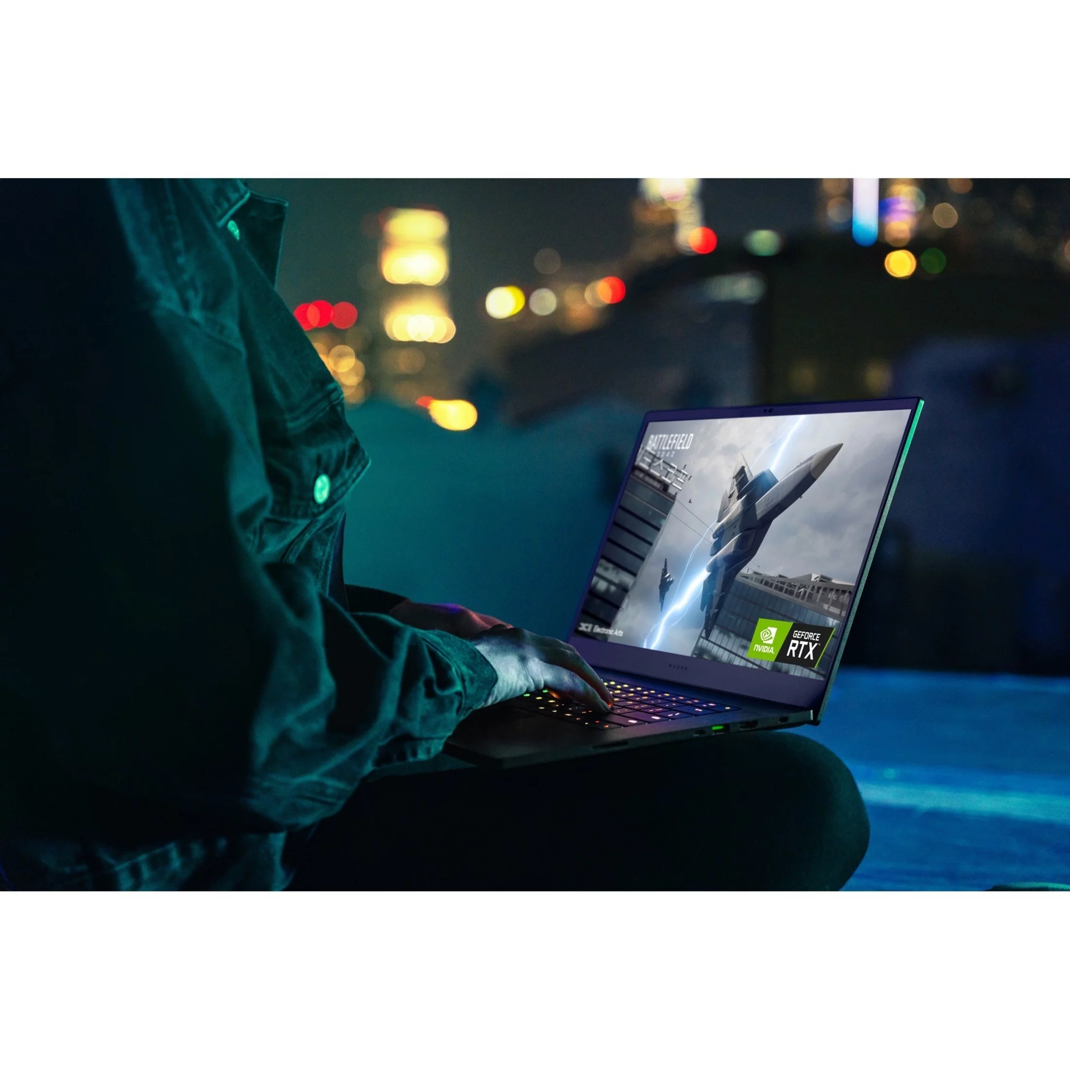Razer Blade 15 Advanced Edition 15.6" 4K UHD Gaming Laptop, Intel Core i9 i9-12900H, NVIDIA GeForce RTX 3080 Ti 16 GB, 1TB SSD, Windows 11 Home