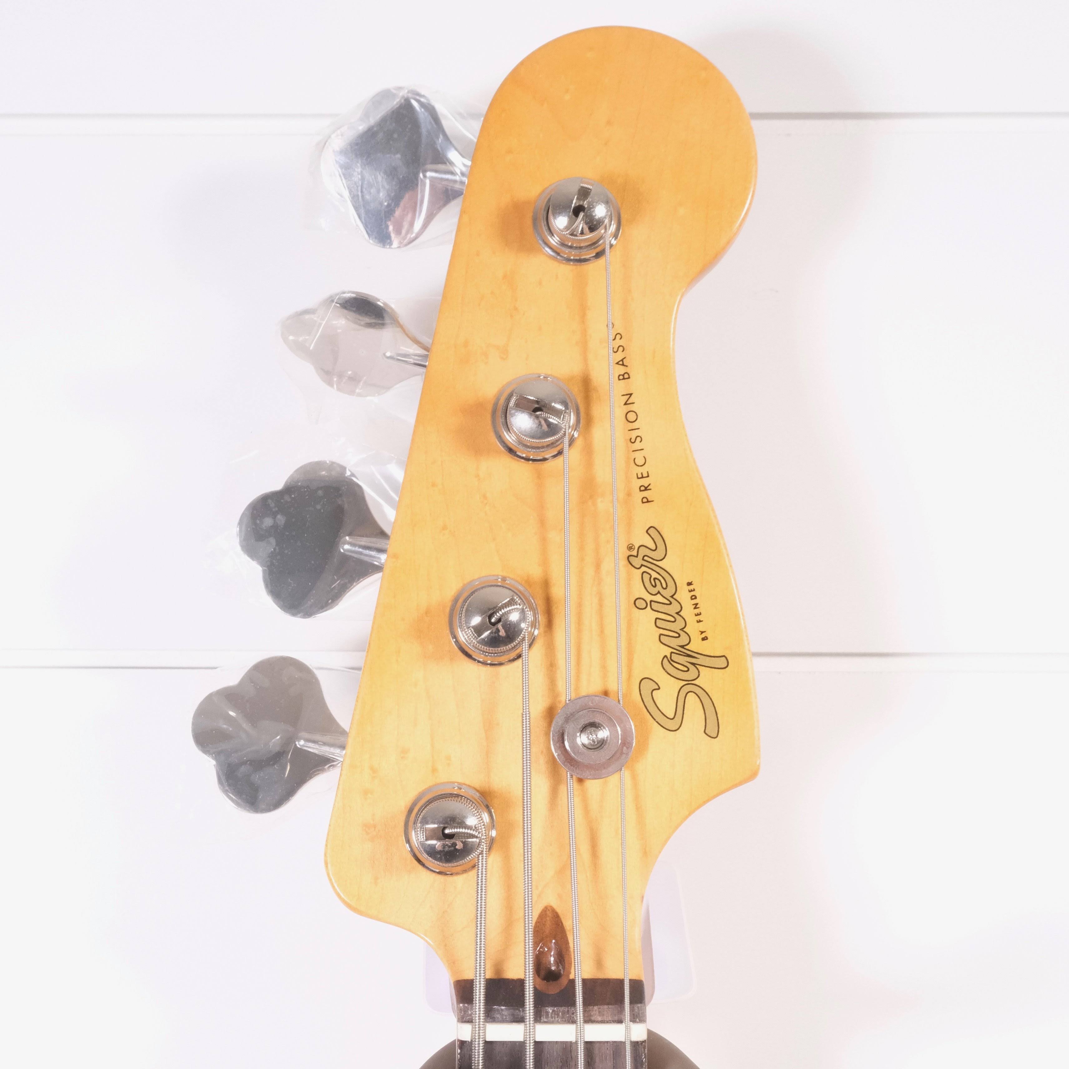 Squier Classic Vibe &60s Precision Bass (3-Color Sunburst)