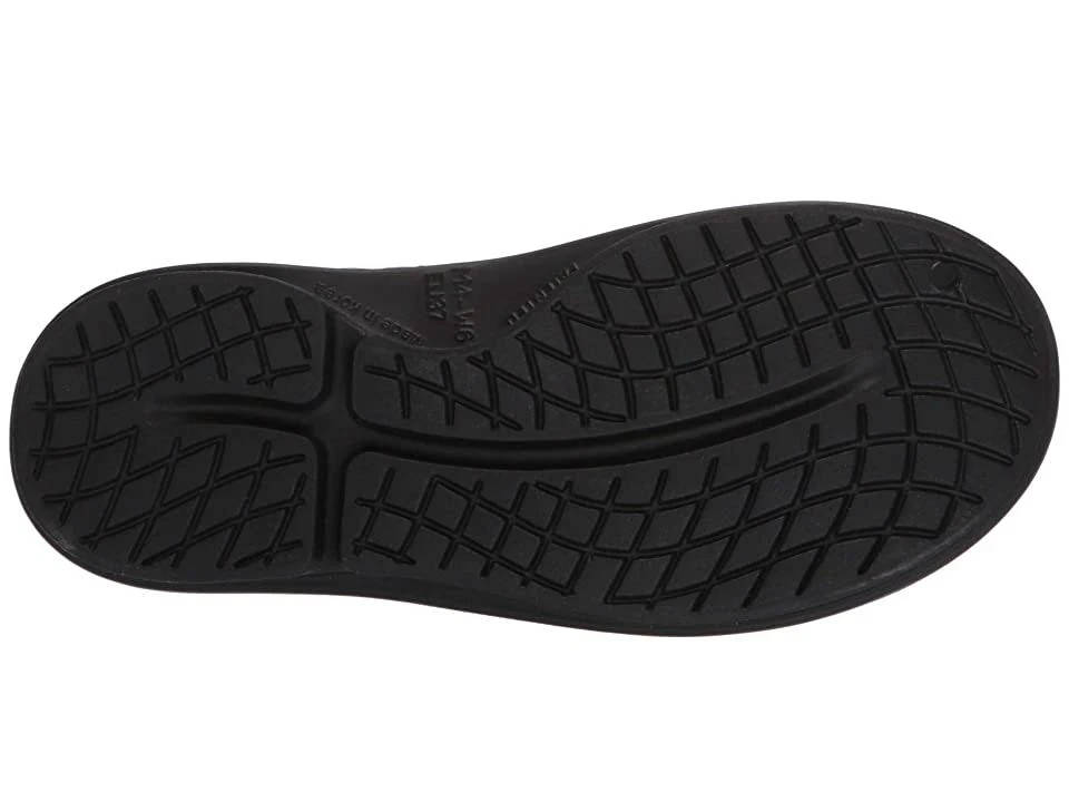 OOFOS - OOcloog Luxe Clog - 4 - Cabernet