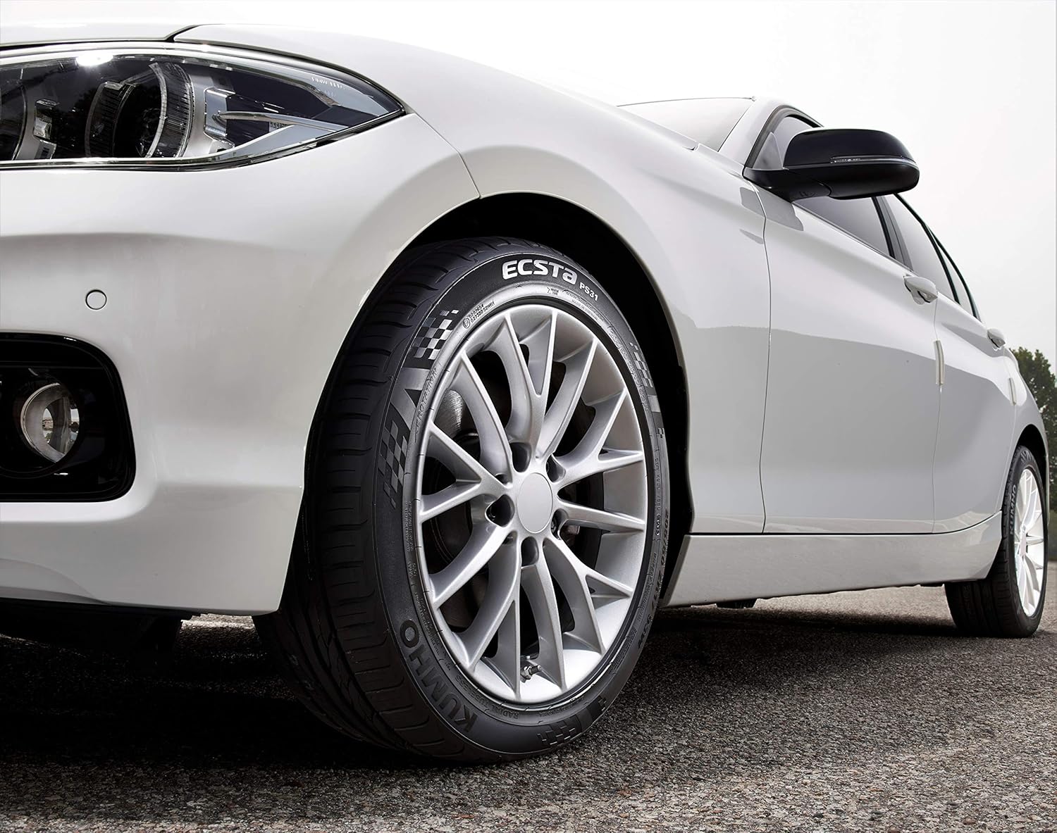 Kumho Ecsta PS31 Summer Performance Tire - 275/40ZR17 98W