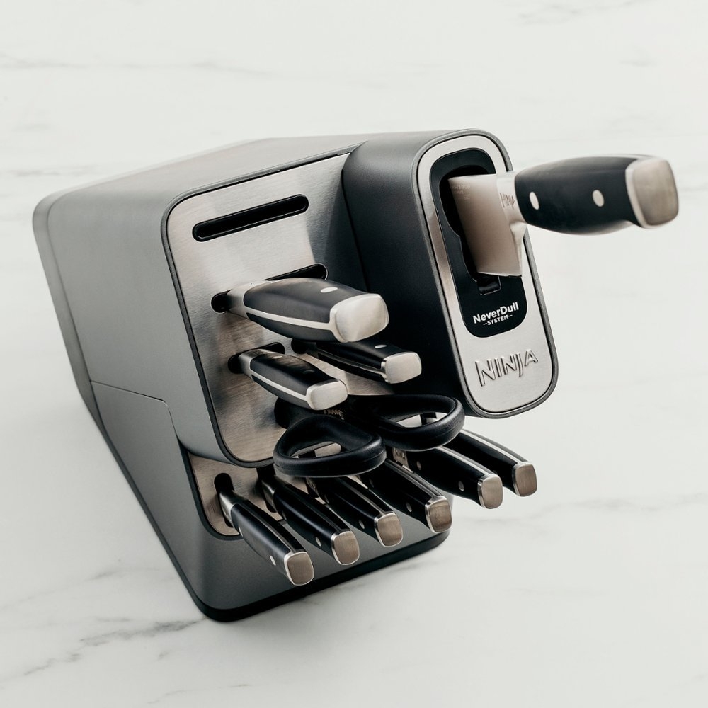 Open Box Ninja K32012 Foodi NeverDull Premium Knife System, 12 Piece Knife Block Set with Built-in Sharpener, German Stainless Steel Knives, Black