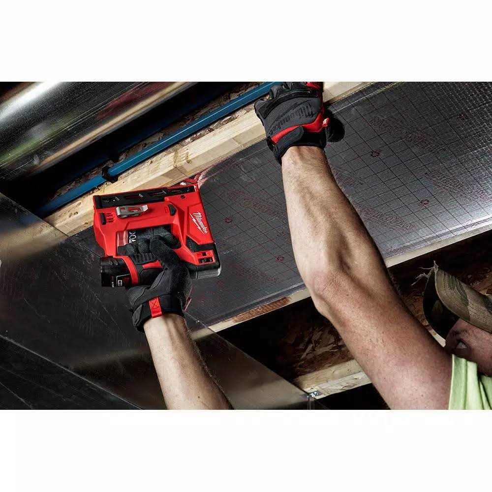 Milwaukee 2447-20 M12 Crown Stapler