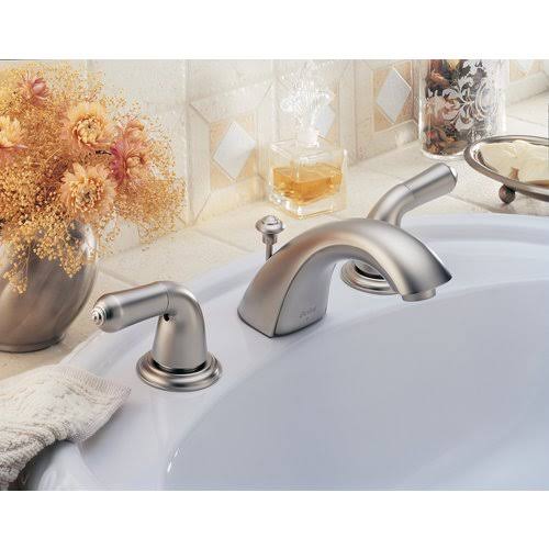 Delta 3530LF-SSMPU Classic Stainless Two Handle Widespread Faucet