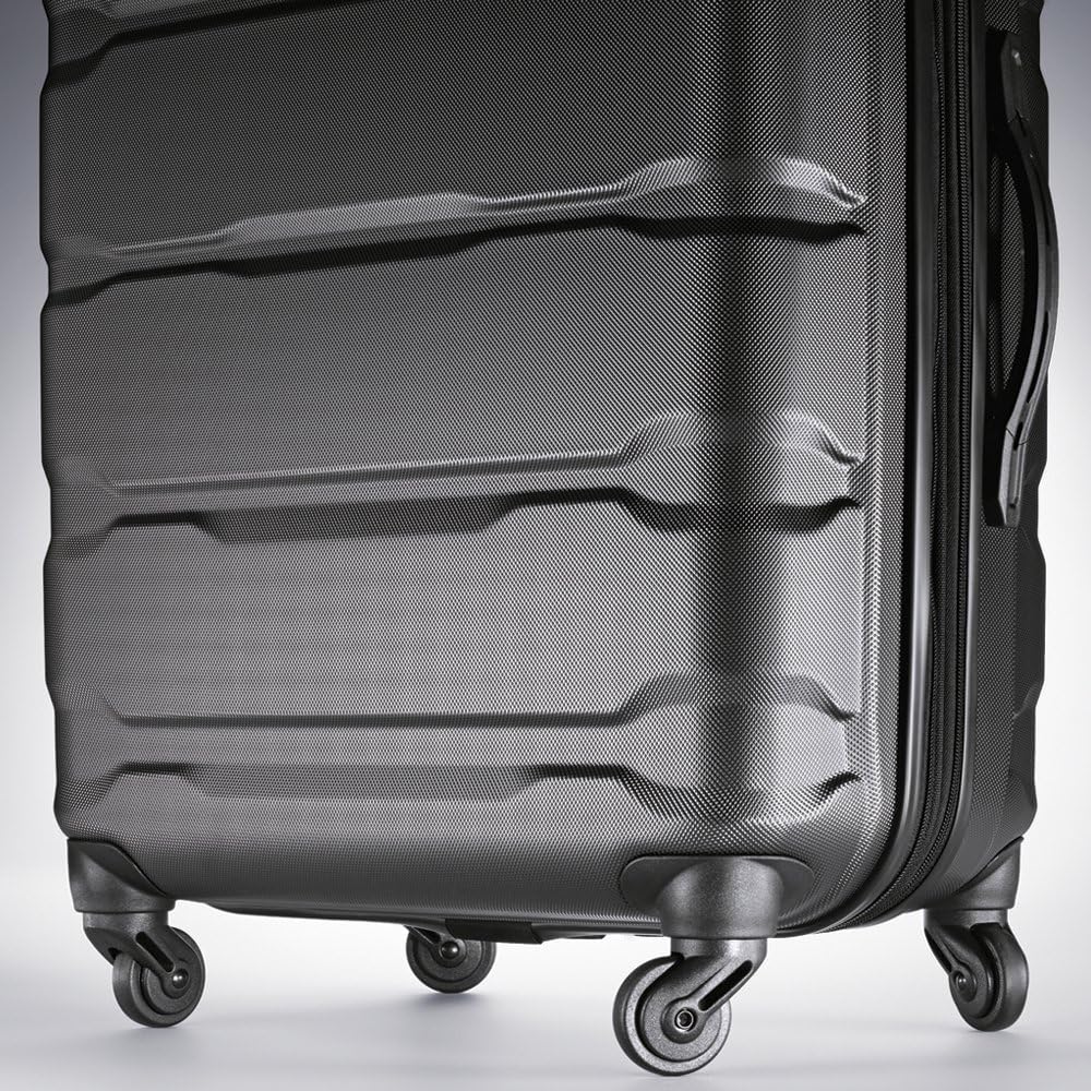 Samsonite 68309-1041/68308-1041 Omni Hardside Spinner 2-Piece Luggage Set 24 Inch and 20 Inch - Black