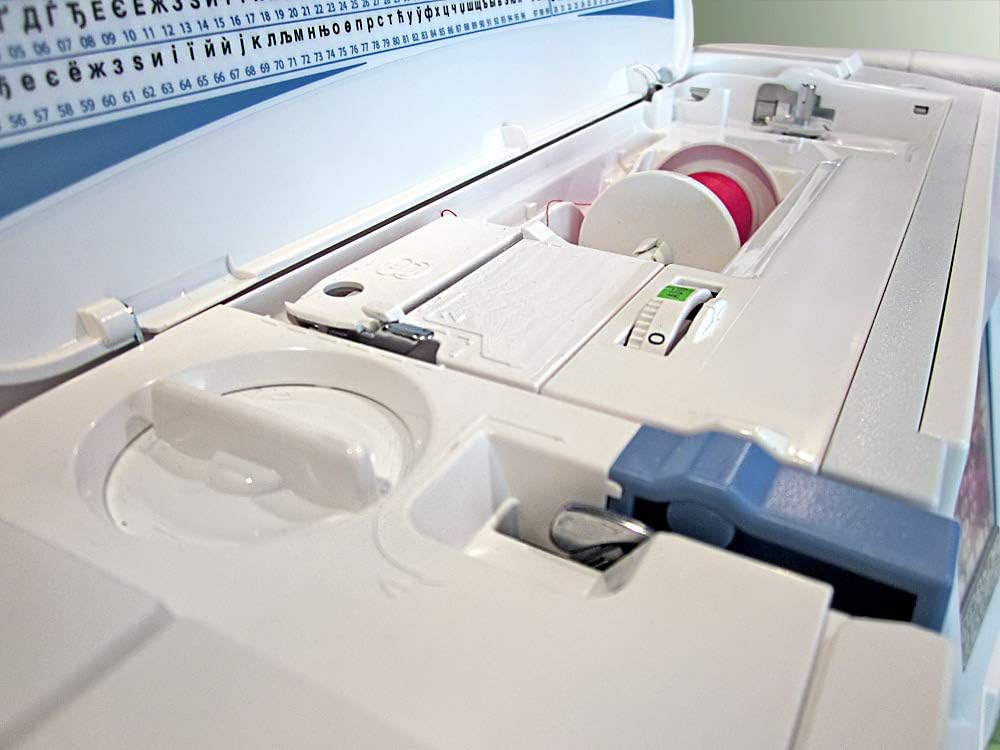 Janome Skyline S5 Sewing Machine