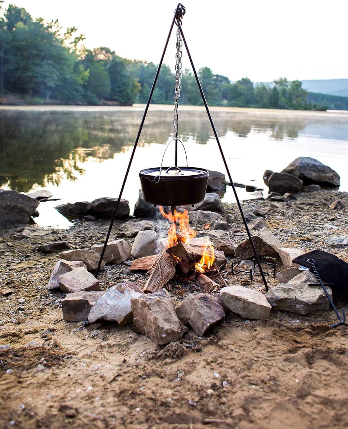Lodge Tall Boy Tripod with 6 Quart Camp Dutch Oven and 12-Pack Aluminum Foil Dutch Oven Liners