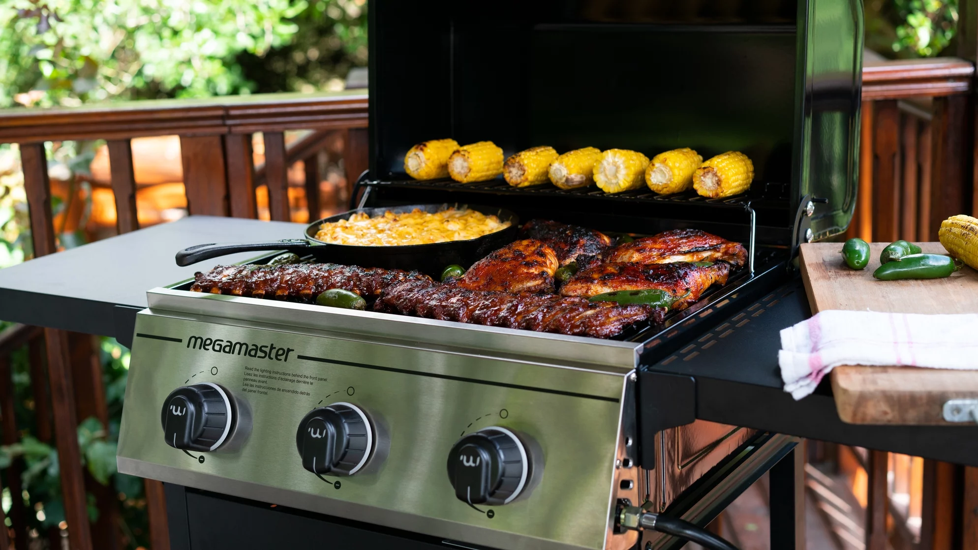 Megamaster 3 Burner Gas Grill, Liquid Propane