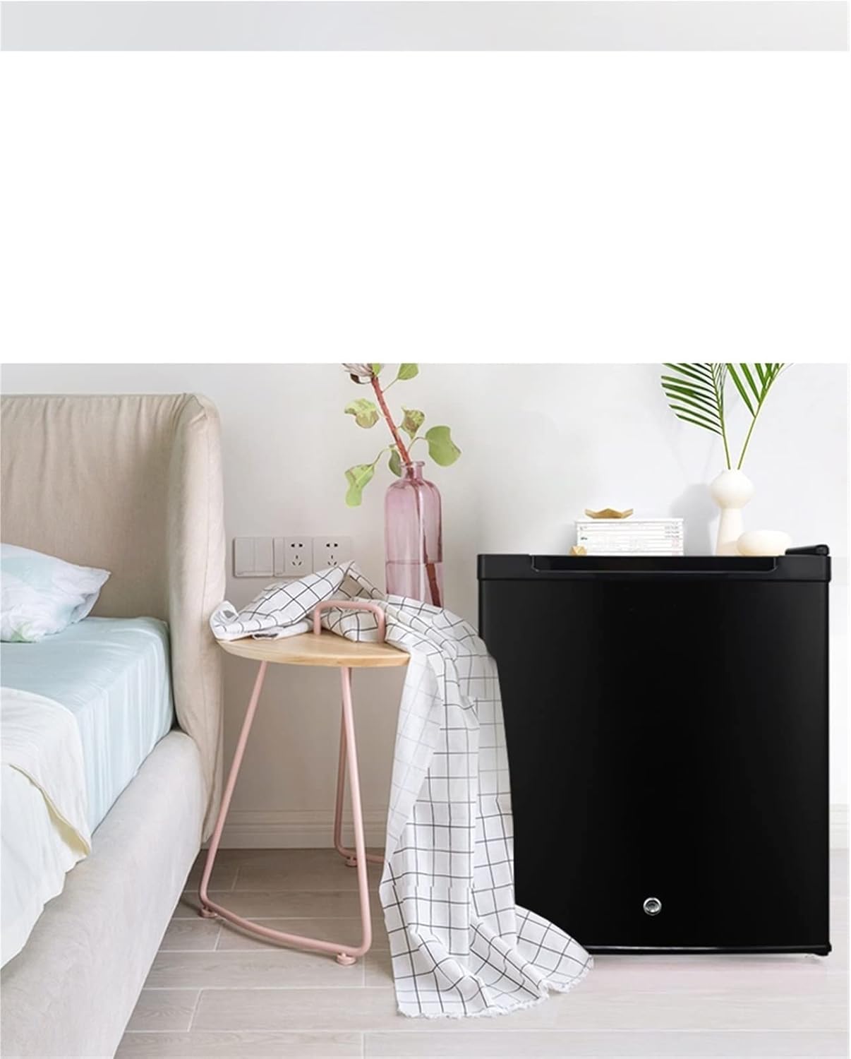 Mini Fridge Low Noise Semiconductor Household Energy-saving 42L Small Refrigerator With Lock