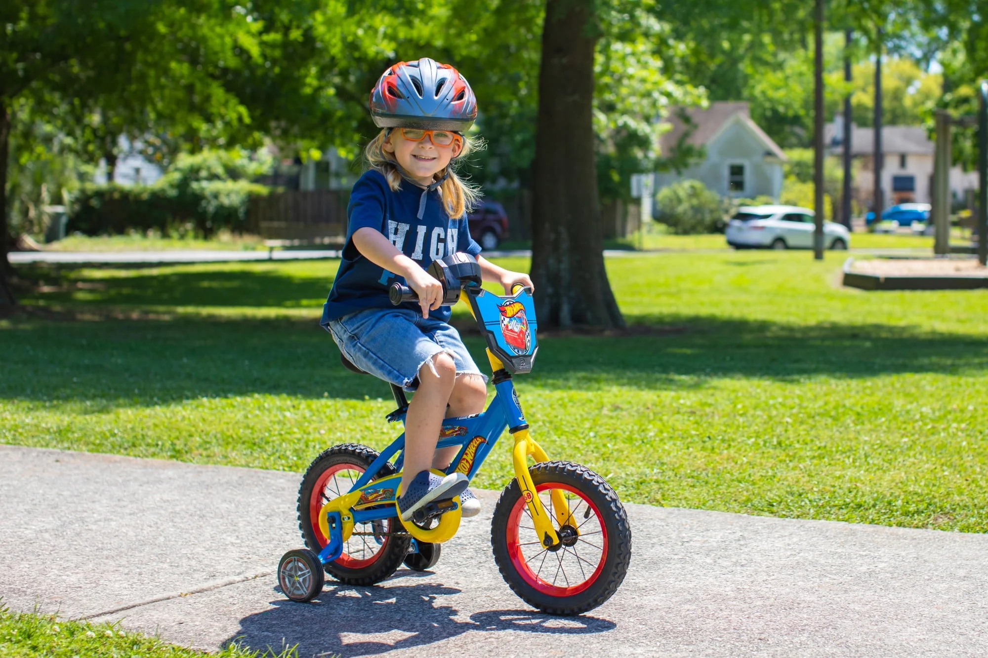 Dynacraft Hot Wheels 12-Inch Boys BMX Bike For Age 3-5 Years