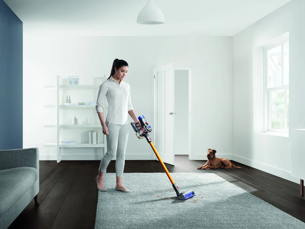Dyson V8 Absolute Cordless Vacuum | Yellow | Refurbished