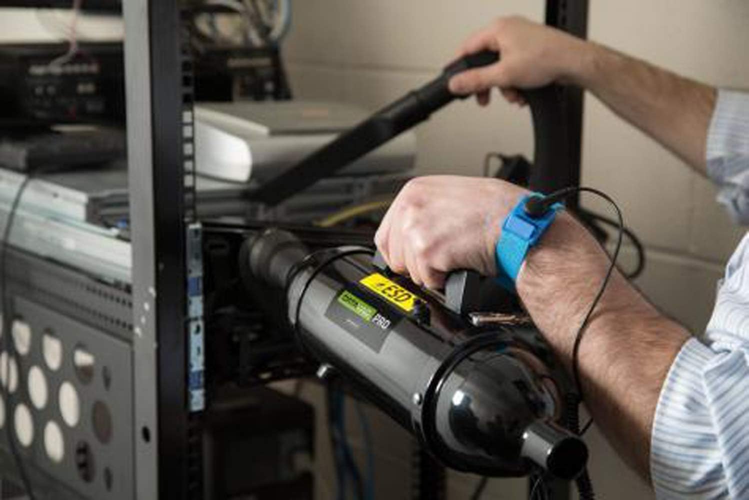 METROVAC MDV-1ESD Datavac ESD Safe Pro Series Vacuum - Protect Sensitive Electronics - Durable & Lightweight Vacuum with HEPA Filtration for Dust, Pet Dander, and Allergens