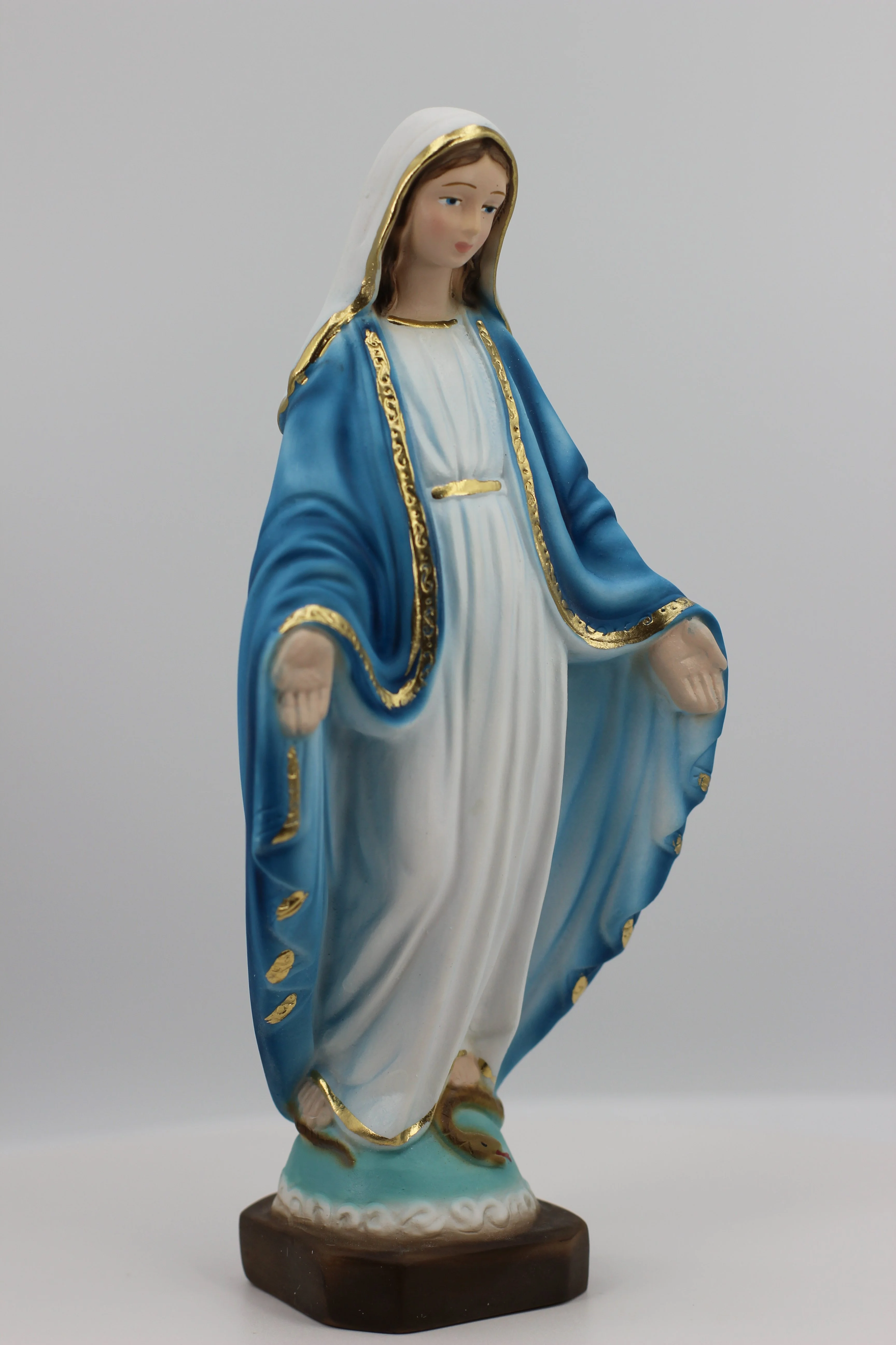 The Faith GIft Shop Our Lady of Grace-Miraculous Mary Garden Resin Stone Statue- 9 Inch Gift of Faith for Friends and Family