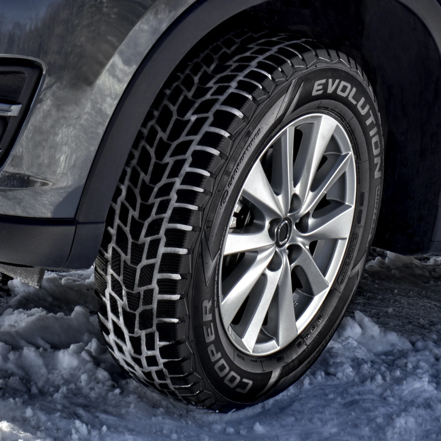 Set of 4 (FOUR) Cooper Evolution Winter 235/65R18 106T Winter Snow Tires Fits: 2017-19 Cadillac XT5 Luxury, 2014-17 INFINITI QX60 Hybrid