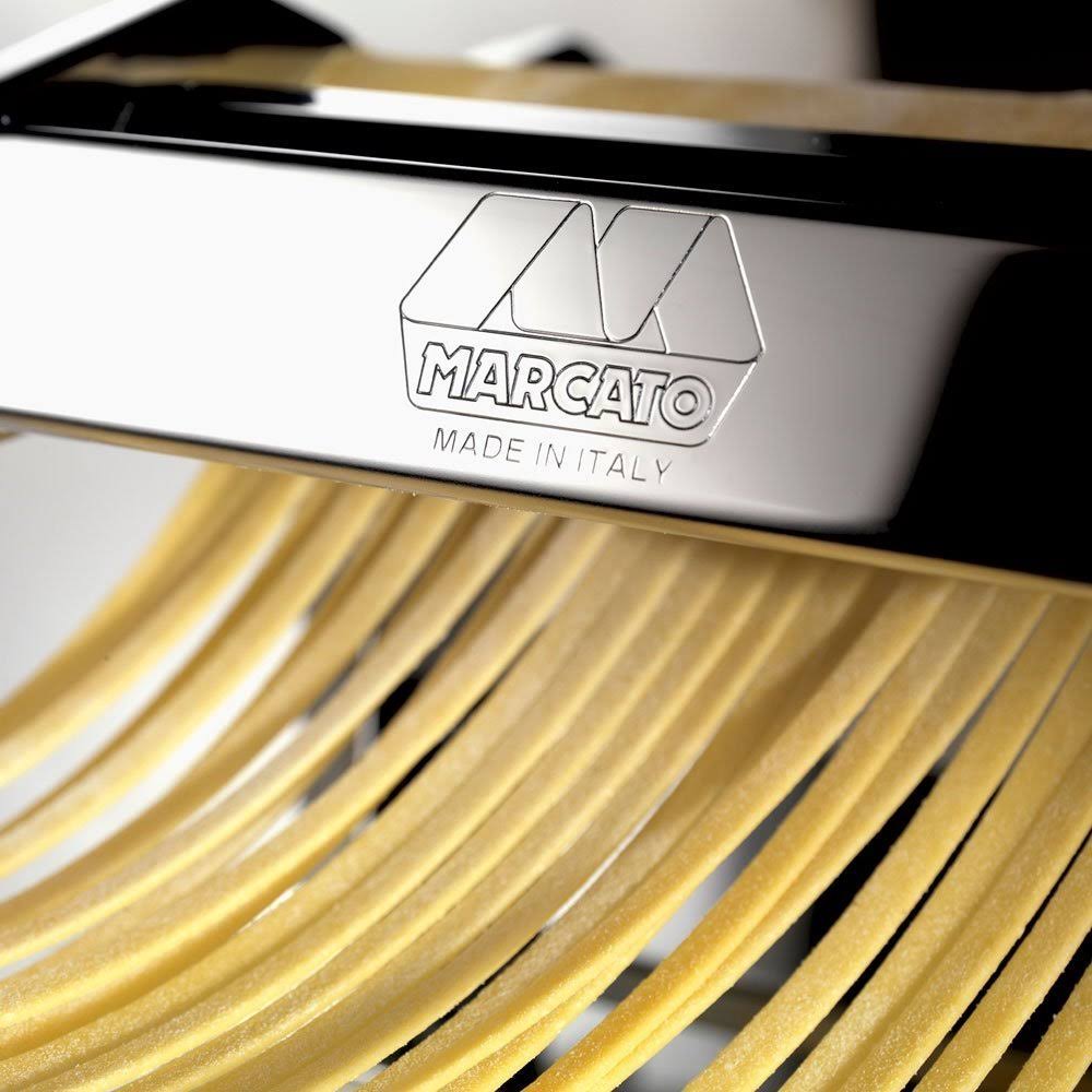 Marcato Atlas Pasta Machine, Includes 180-Millimeter Pasta Machine with Pasta Cutter, Hand Crank, and Instructions