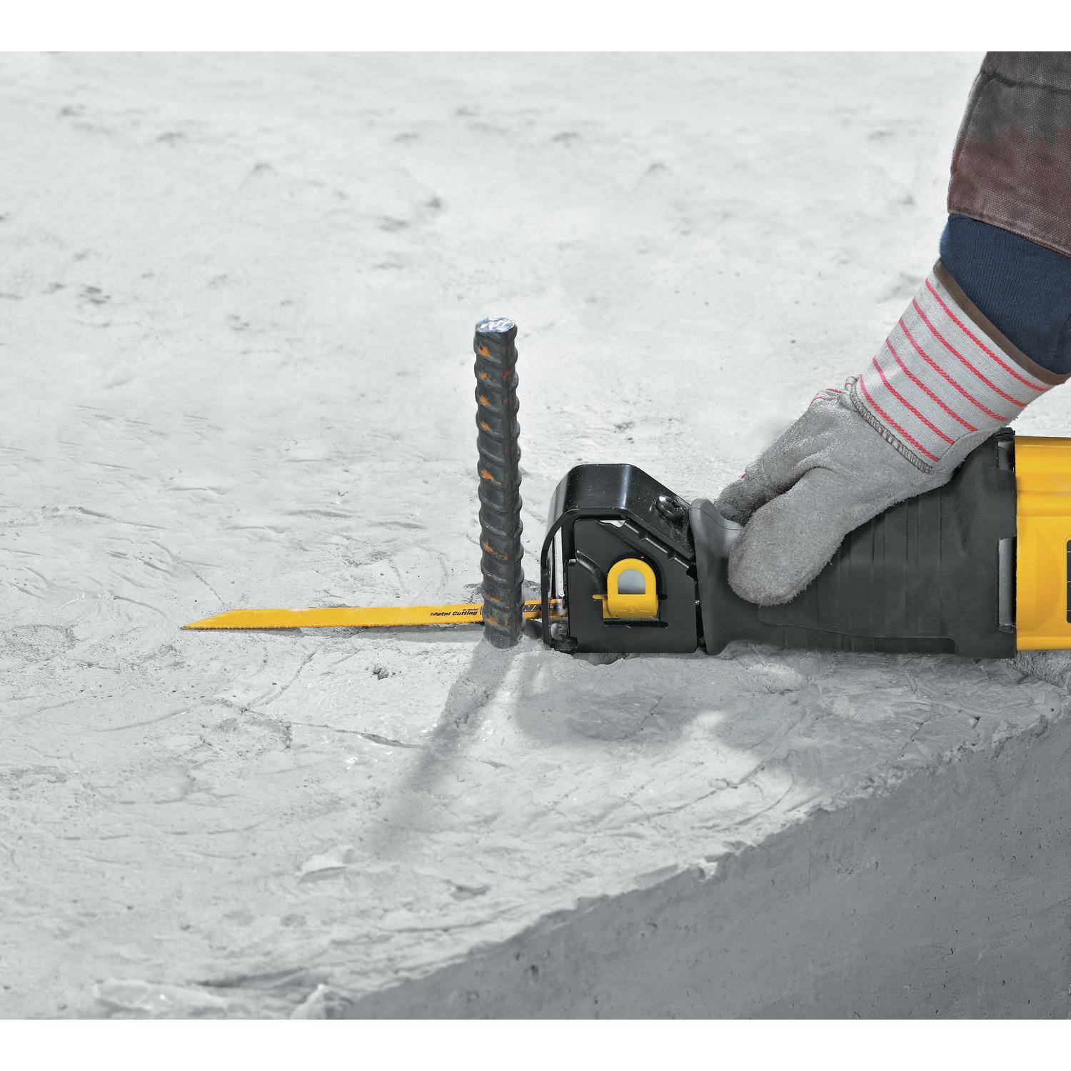 Dewalt 10 Amp Reciprocating Saw Kit
