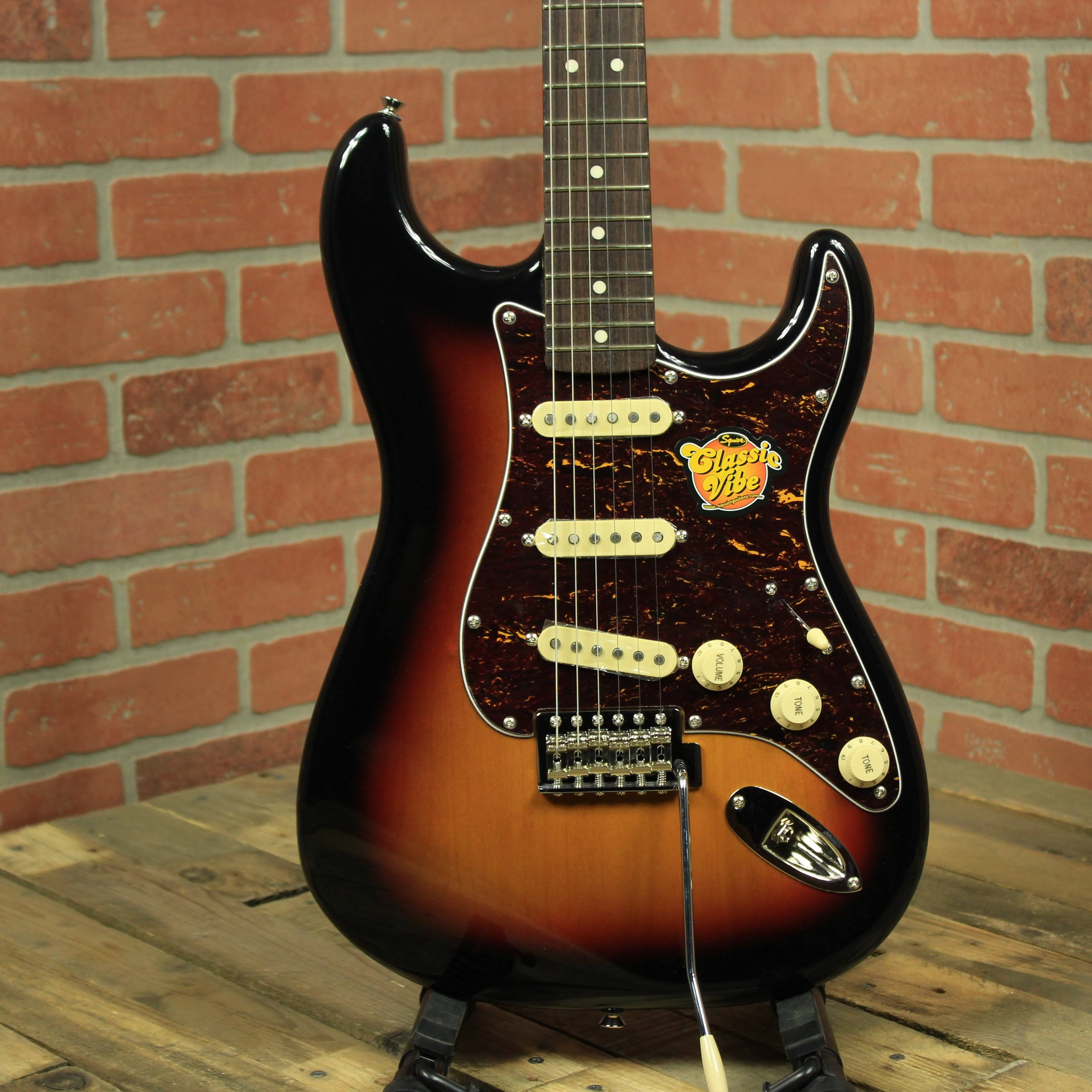 Squier Classic Vibe &60s Stratocaster, 3-Color Sunburst