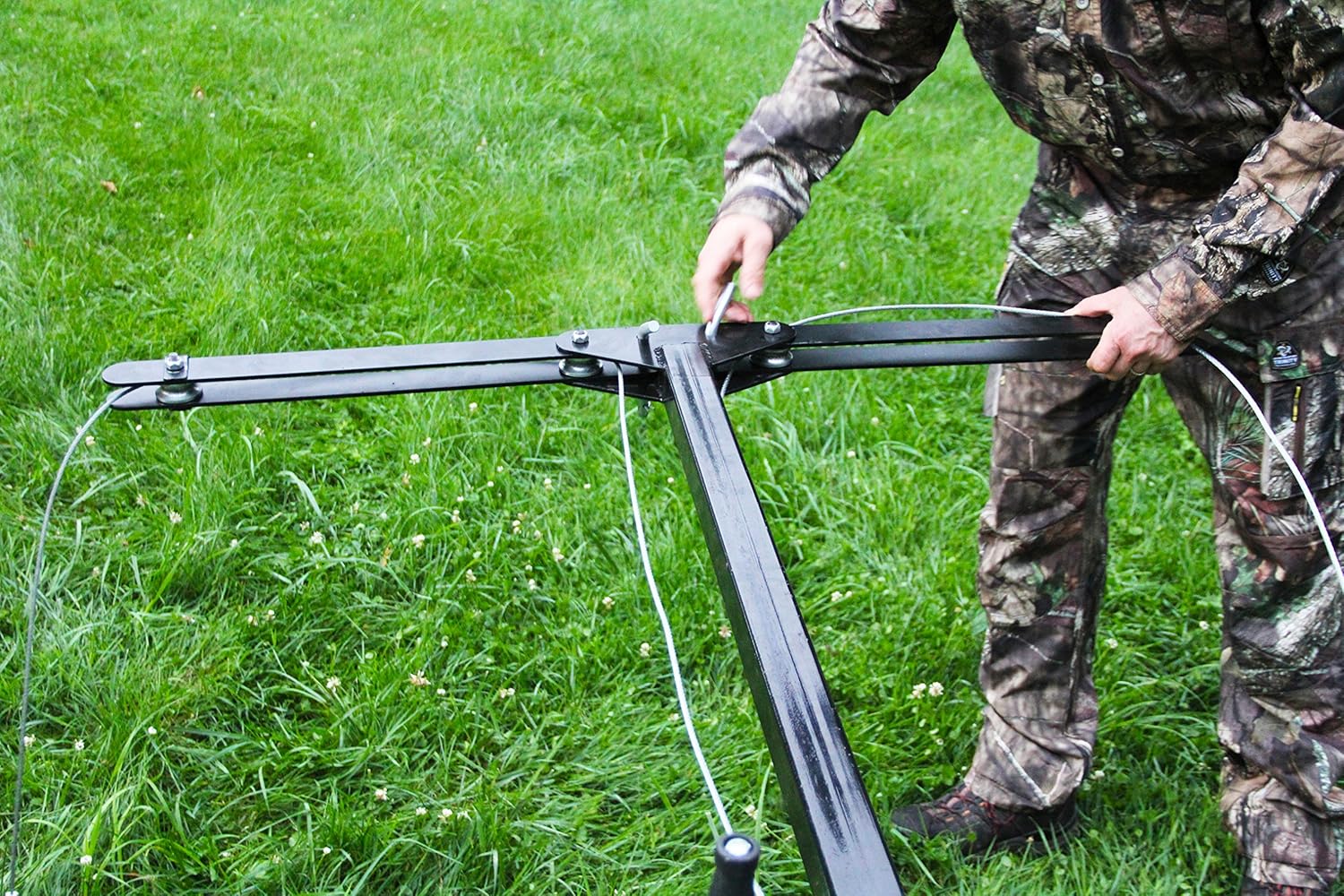 Koola Buck Hide Ripper Deer Hoist and Gambrel Skinning Truck Hitch Lift System