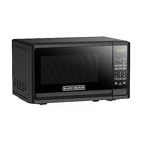 BLACK+DECKER Countertop 0.7 Cu. Ft. 700 Watts Compact Microwave Oven with LED Lighting