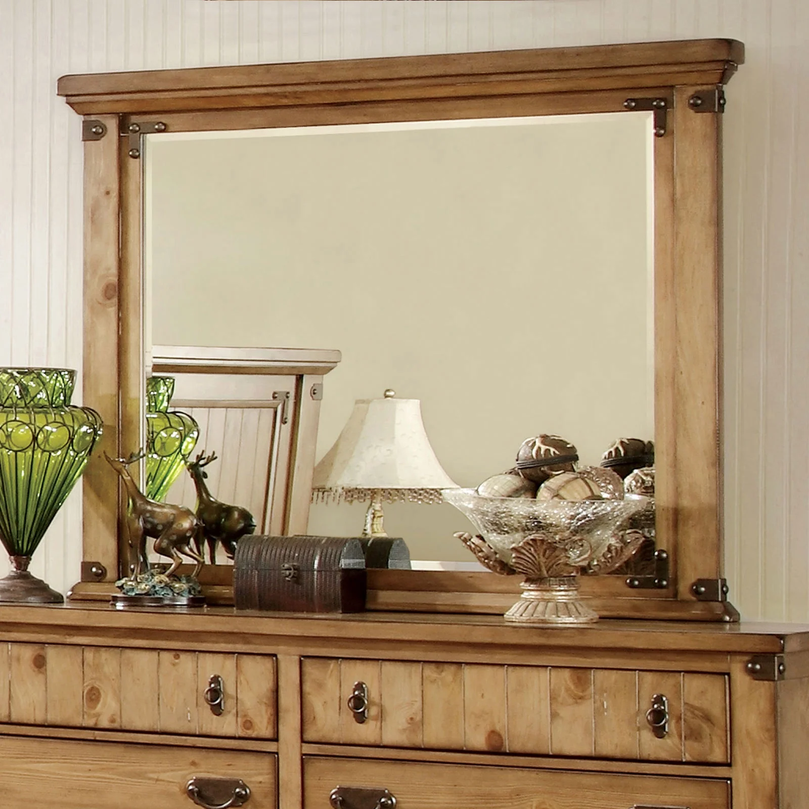 Classic Bedroom Furniture 4pc Bedroom Set Queen Size Bed Dresser Mirror Nightstand Weathered Finish