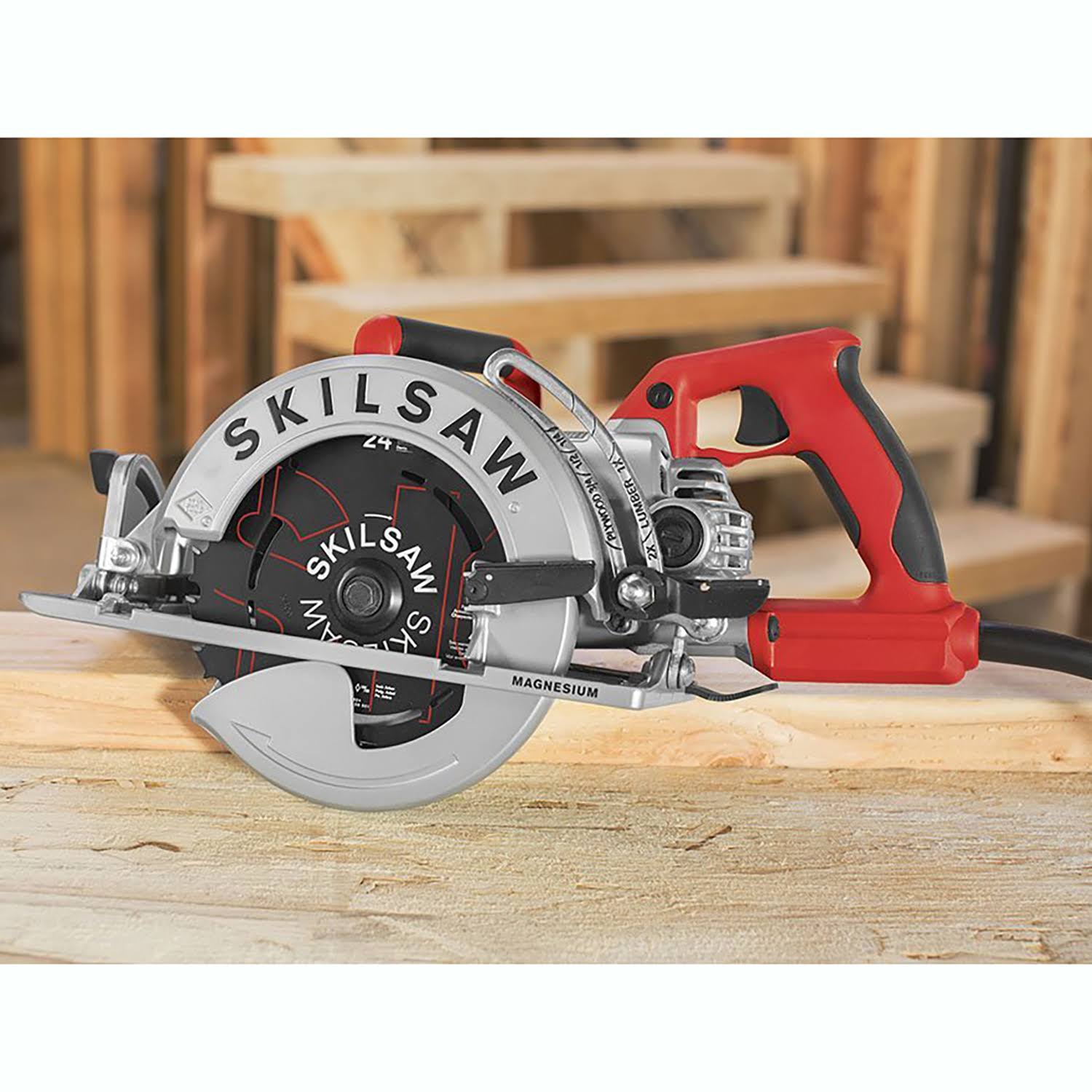 Skilsaw 15-Amp Worm Drive Corded Circular Saw, Red
