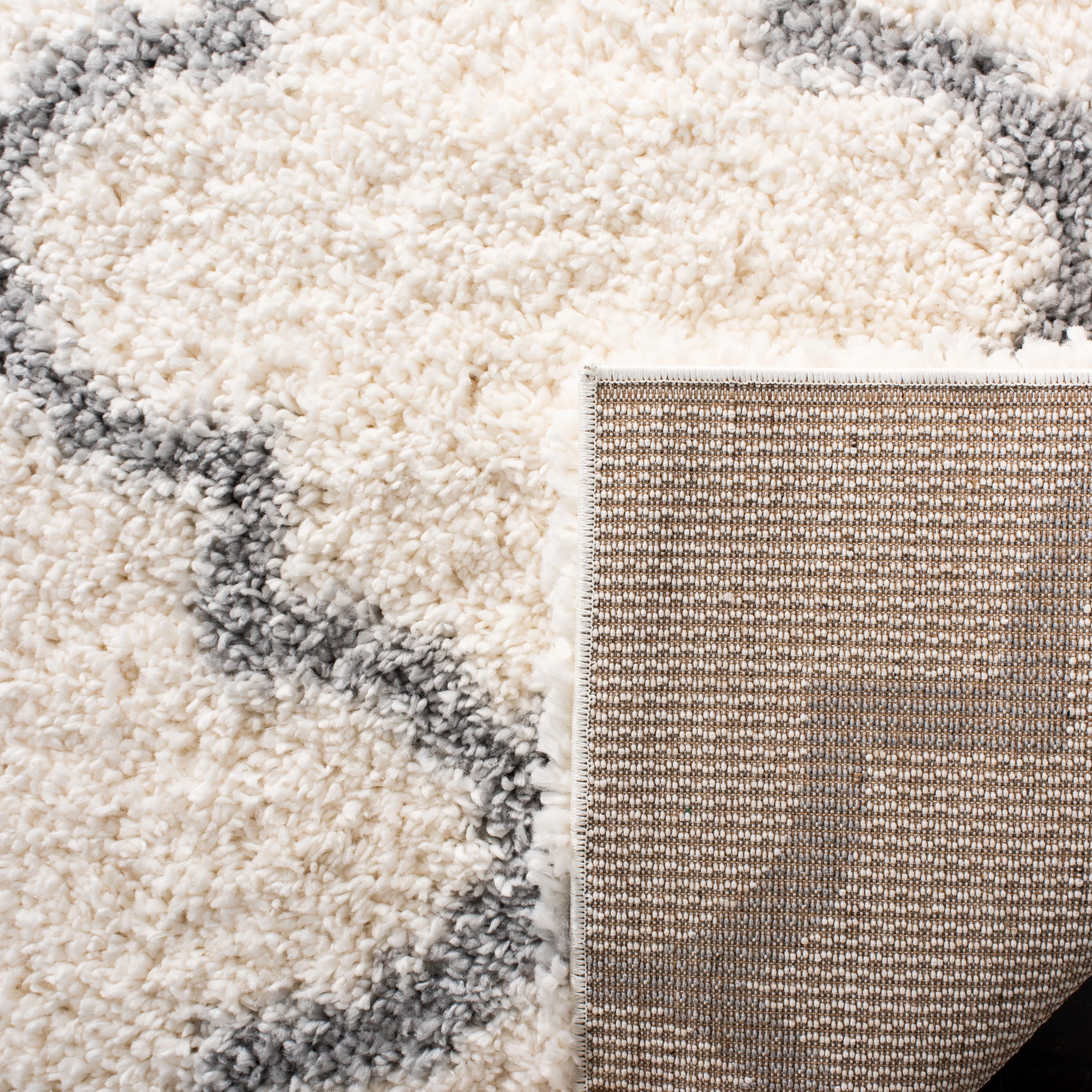 SAFAVIEH Fontana Hilda Geometric Plush Shag Area Rug, Cream/Grey, 9' x 12'