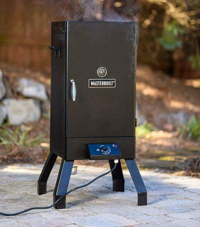 Masterbuilt Analog Electric Smoker in Black