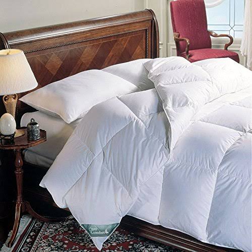 Super Oversized King California King Down Alternative Comforter (120 inch x 98 inch) 116 Ounces of Fill, White