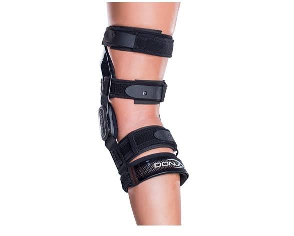 DonJoy FullForce Ligament Knee Brace (Size: Medium, Compartment: CI, Length: Standard, Side: Left)
