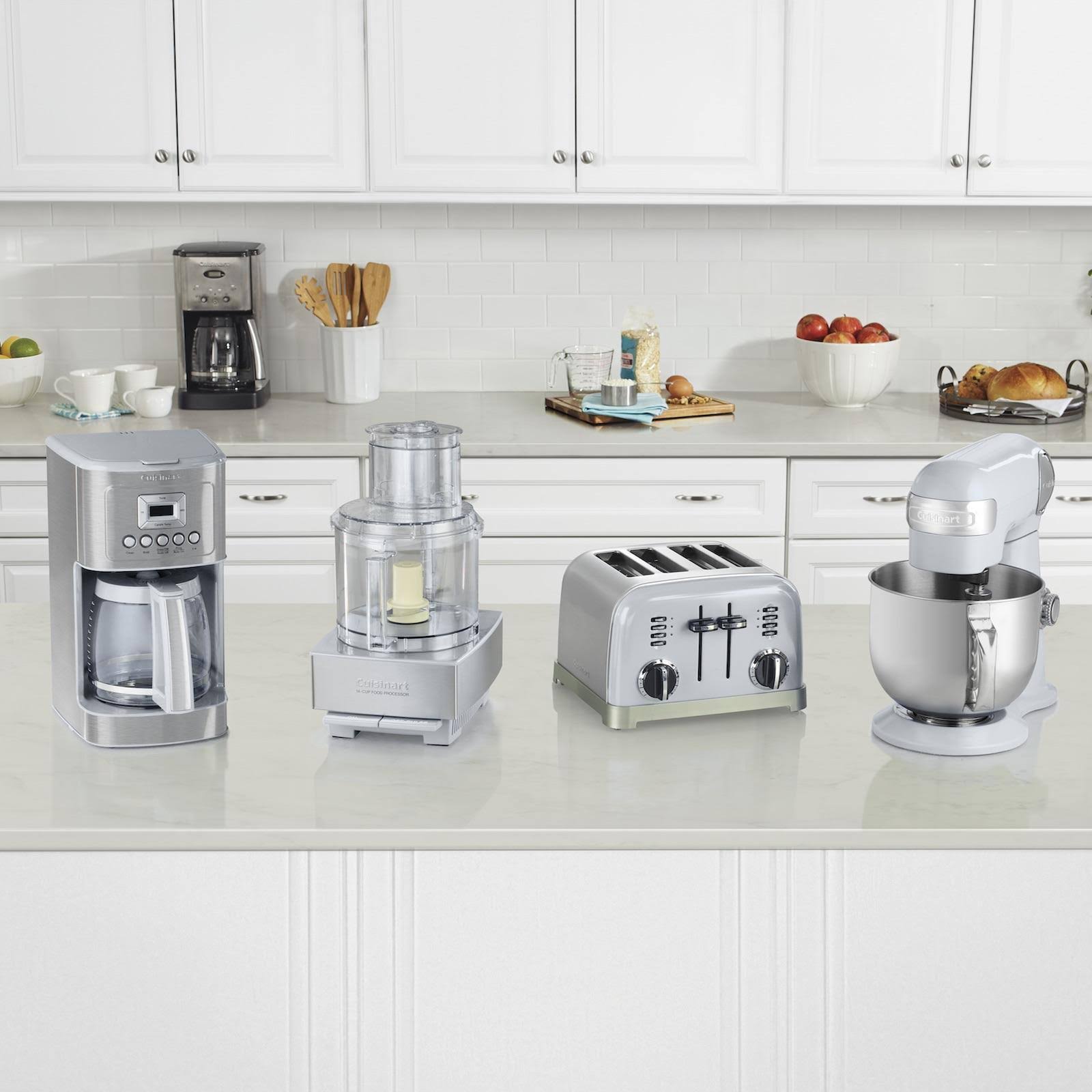 Cuisinart Dcc-3200 Programmable Coffeemaker with Glass Carafe and Stainless Steel Handle, 14 Cup, Light Grey