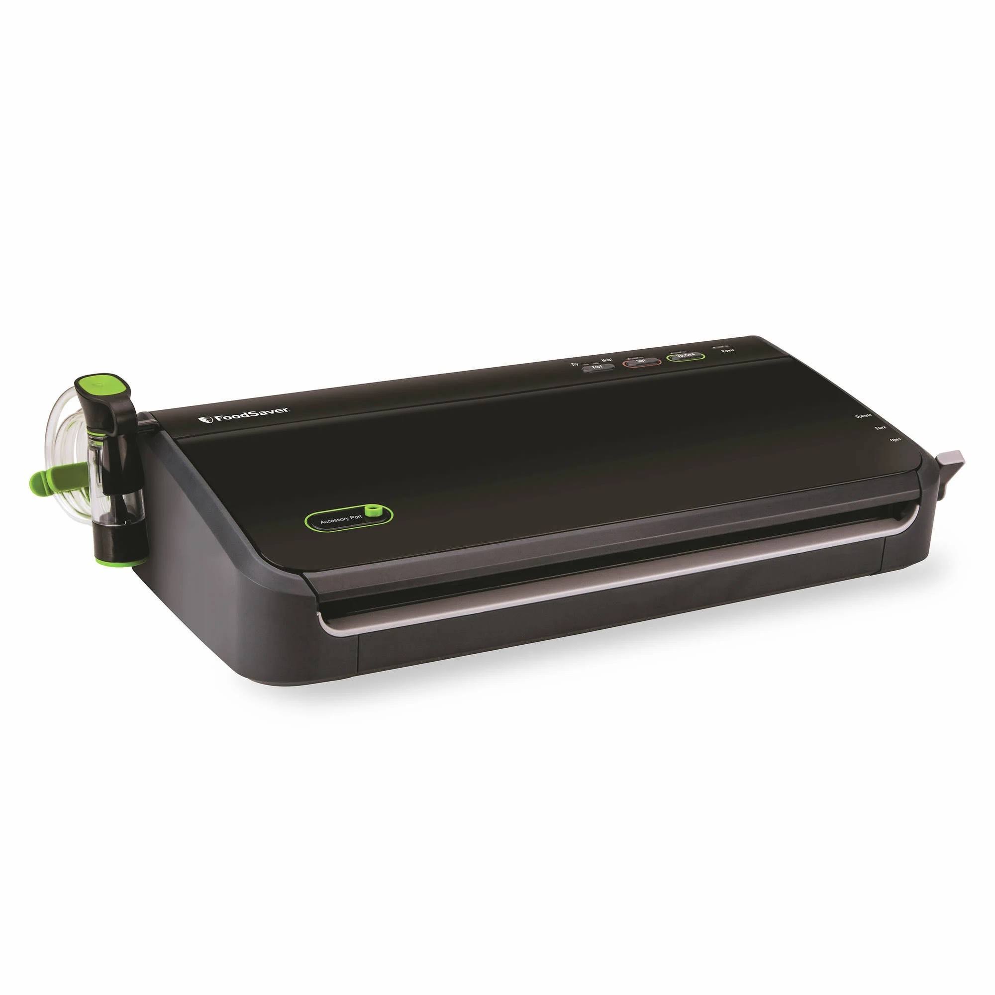 Foodsaver Deluxe System with Handheld Vacuum Sealer