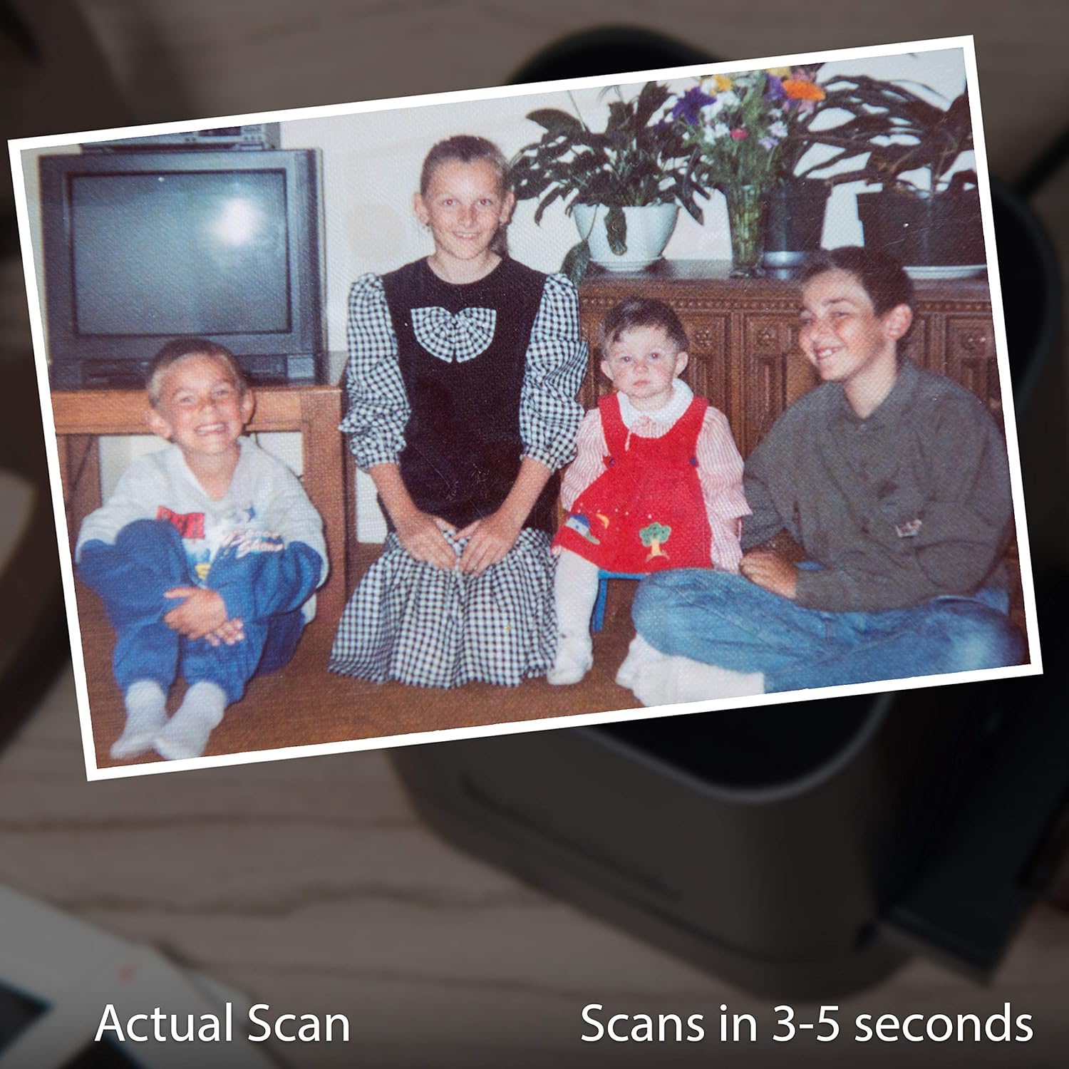 Magnasonic All-In-One Film & Slide Scanner, High Resolution 22MP, Converts 35mm/110/126/ Super 8/8mm Film & 135/110/126 Slides into Digital JPEG, 2.4 LCD Screen, Built-in Memory, Fast Scanning (FS52)